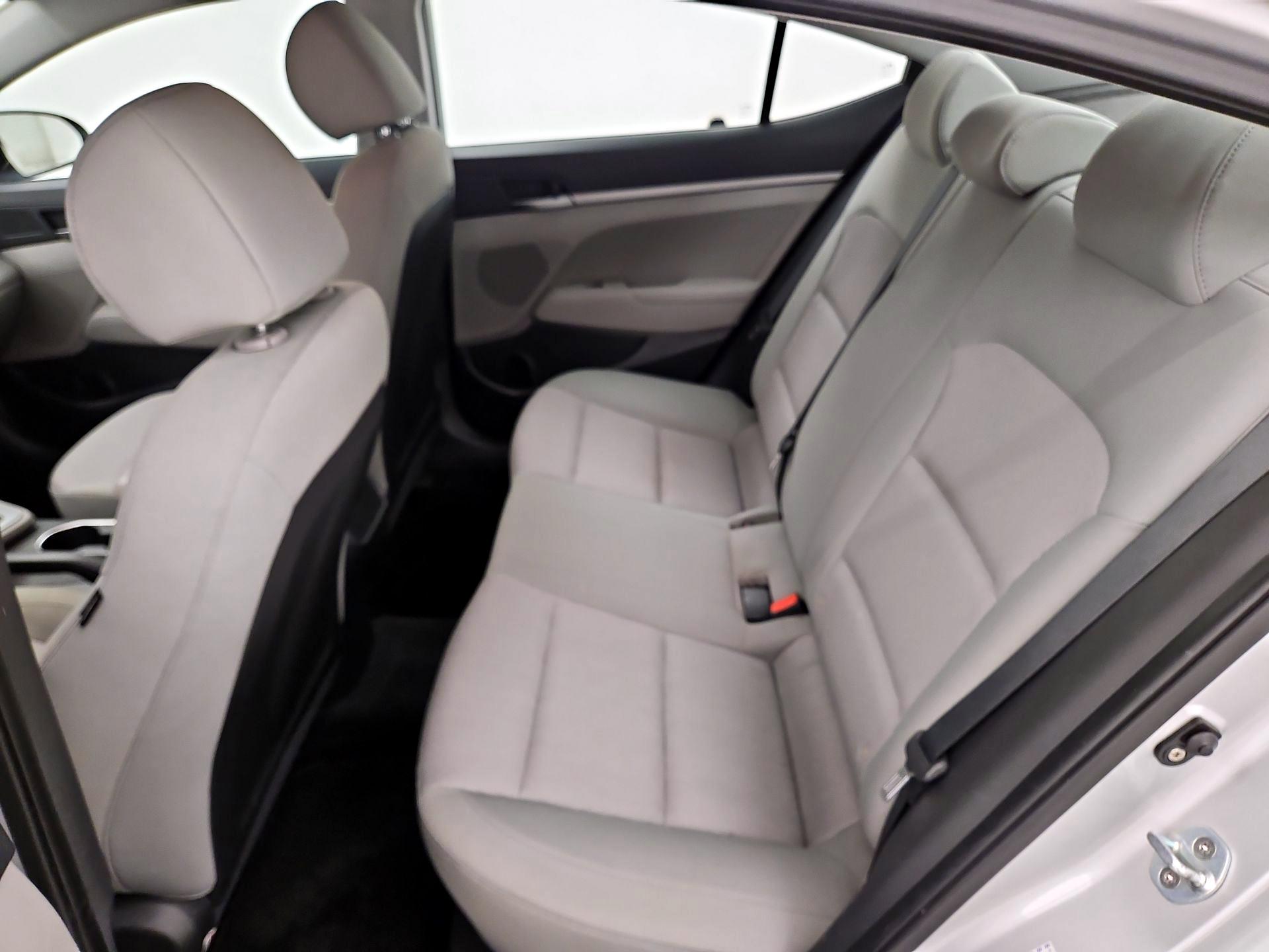 Thumbnail: 2017 Hyundai Elantra - 18