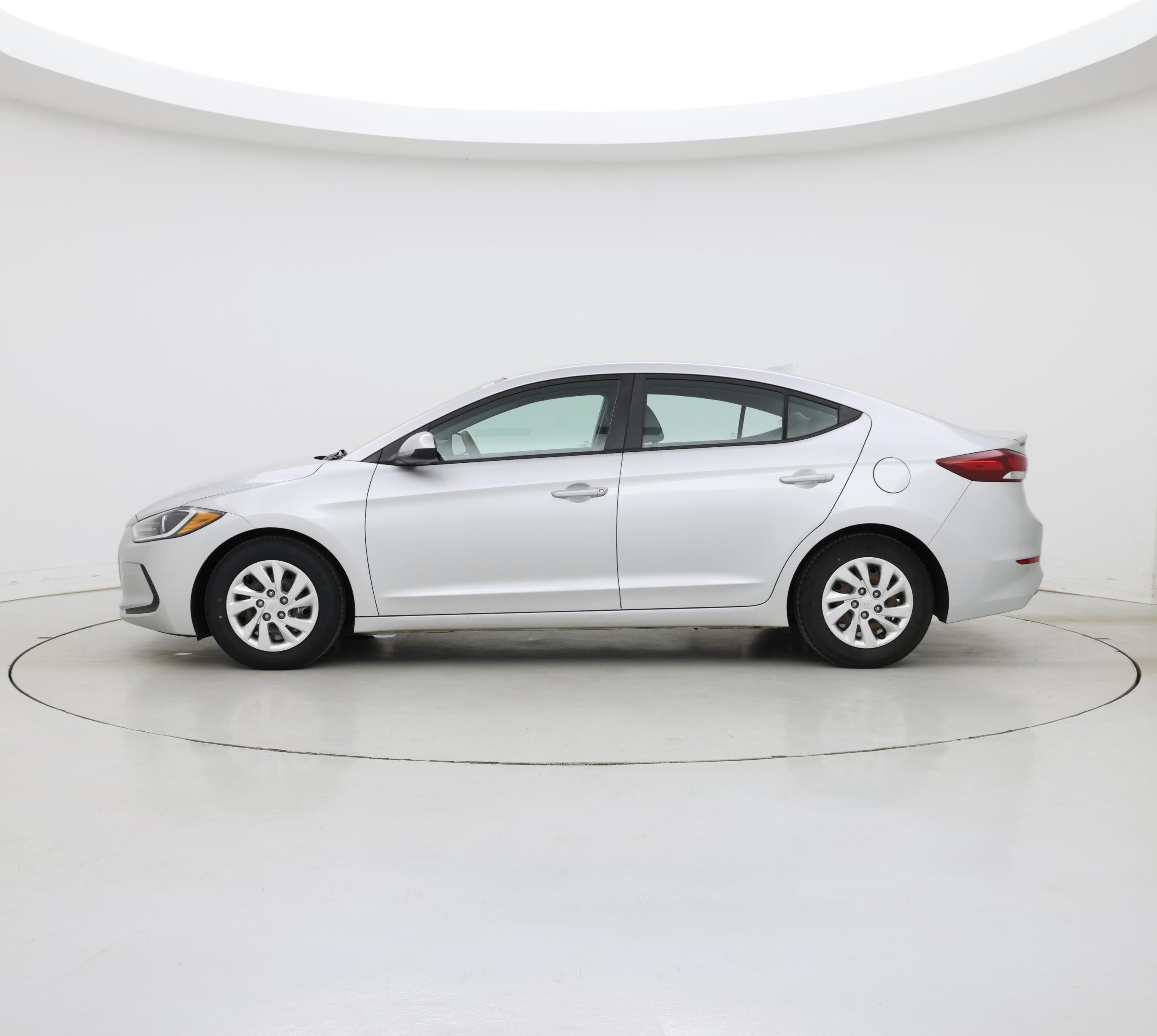 Thumbnail: 2017 Hyundai Elantra - 3