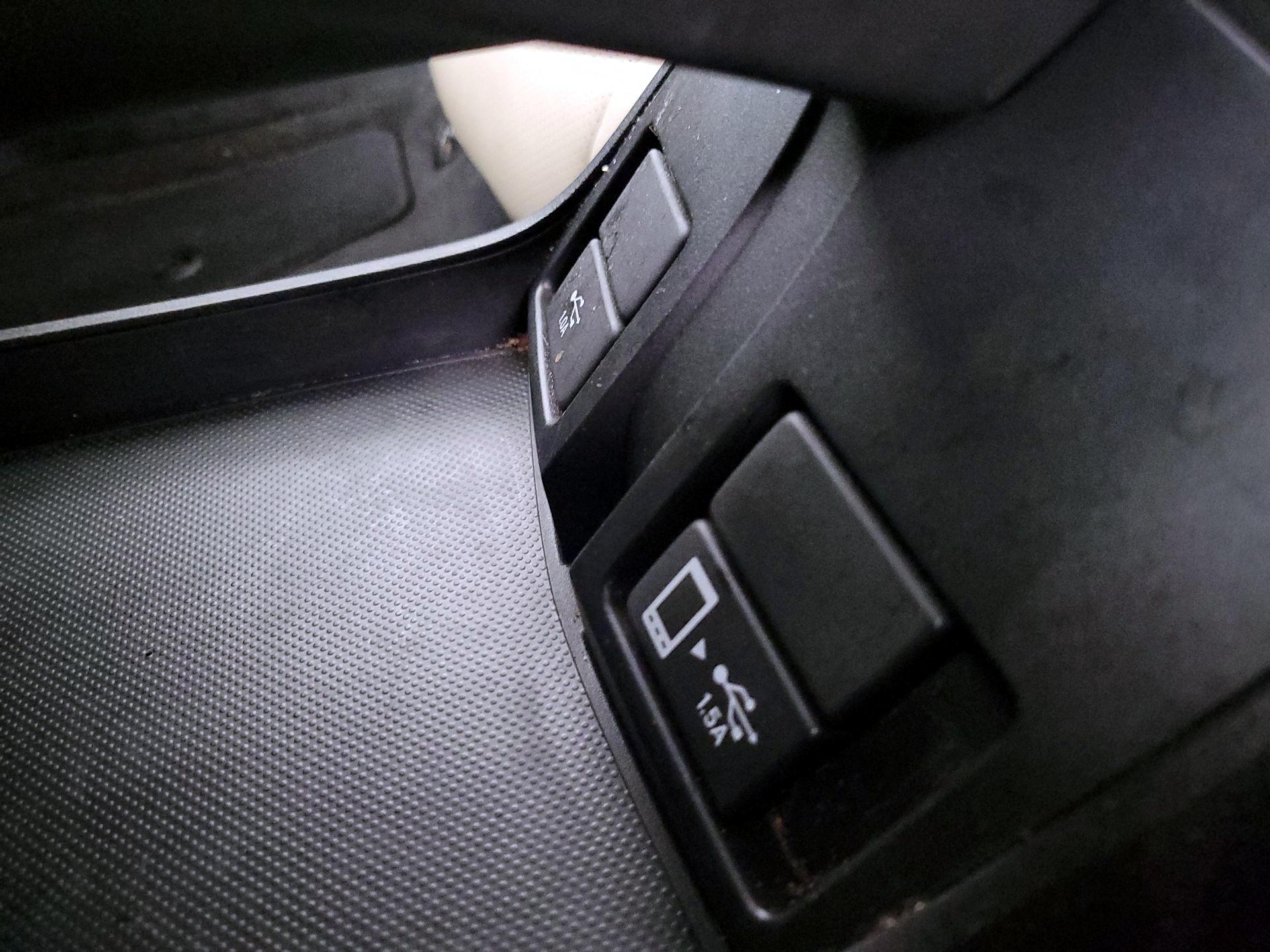 Thumbnail: 2018 Honda Clarity - 18