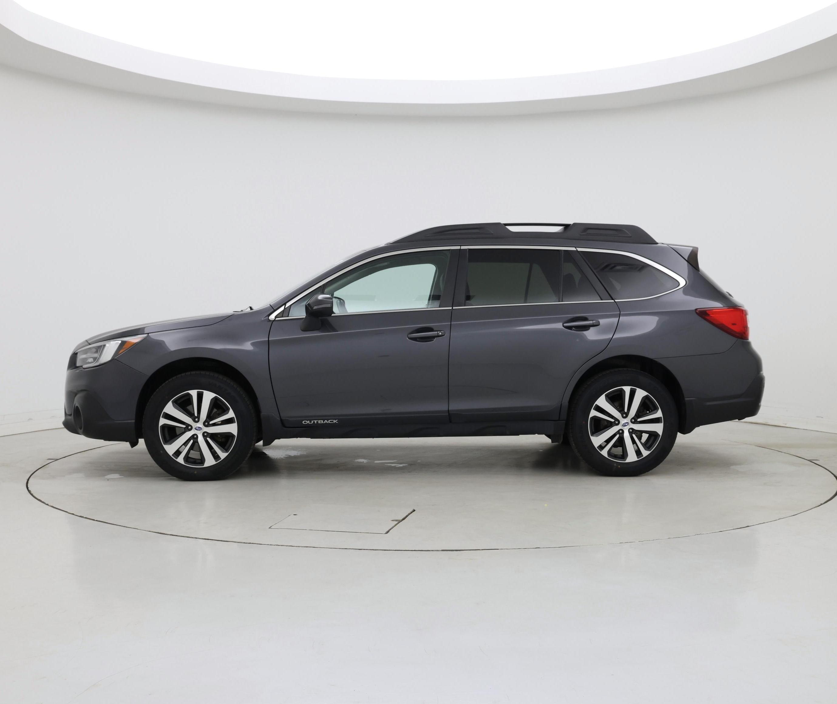Thumbnail: 2018 Subaru Outback - 3