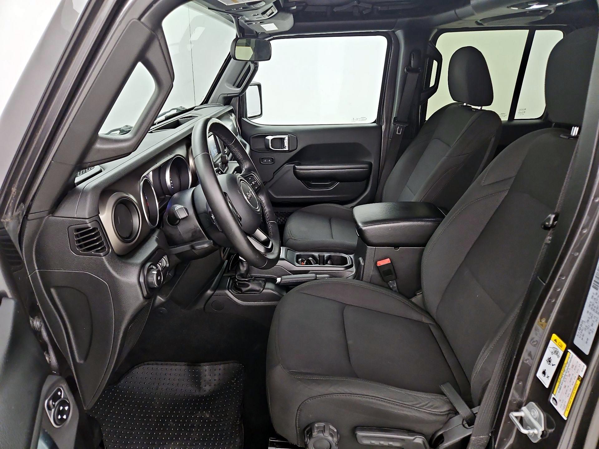 Thumbnail: 2018 Jeep Wrangler - 11