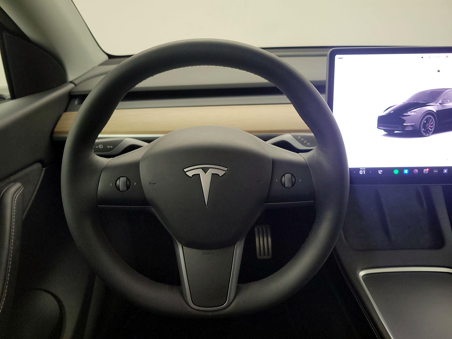 Thumbnail: 2022 Tesla Model Y - 10