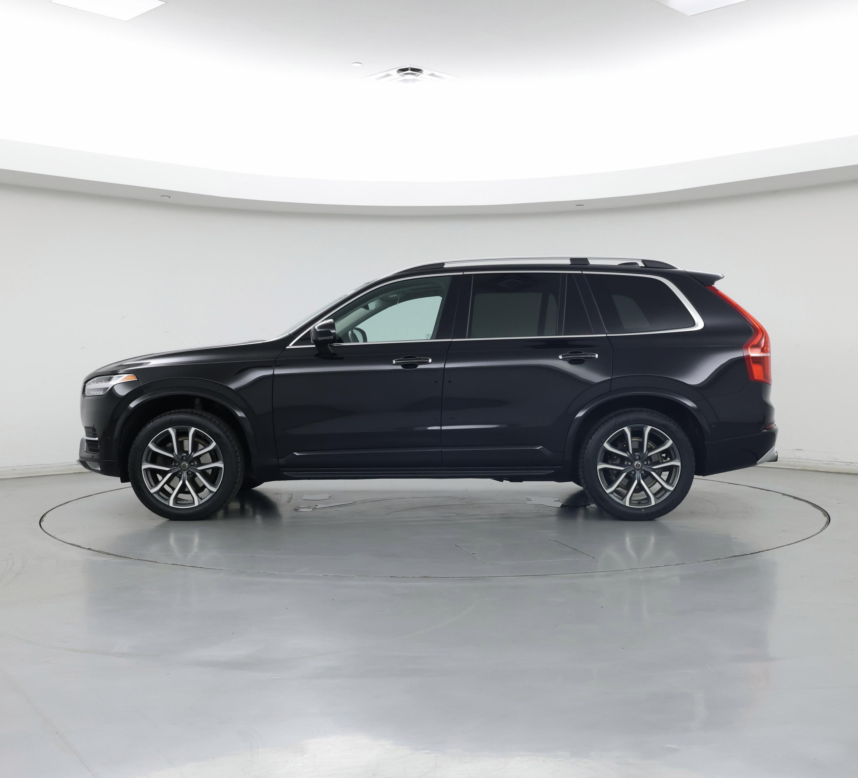 Thumbnail: 2018 Volvo XC90 - 3