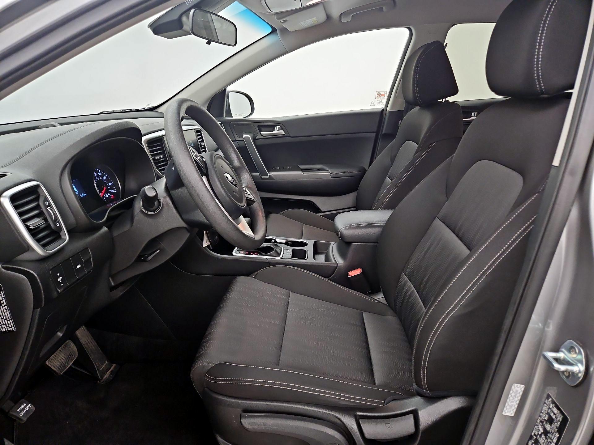 Thumbnail: 2020 Kia Sportage - 11
