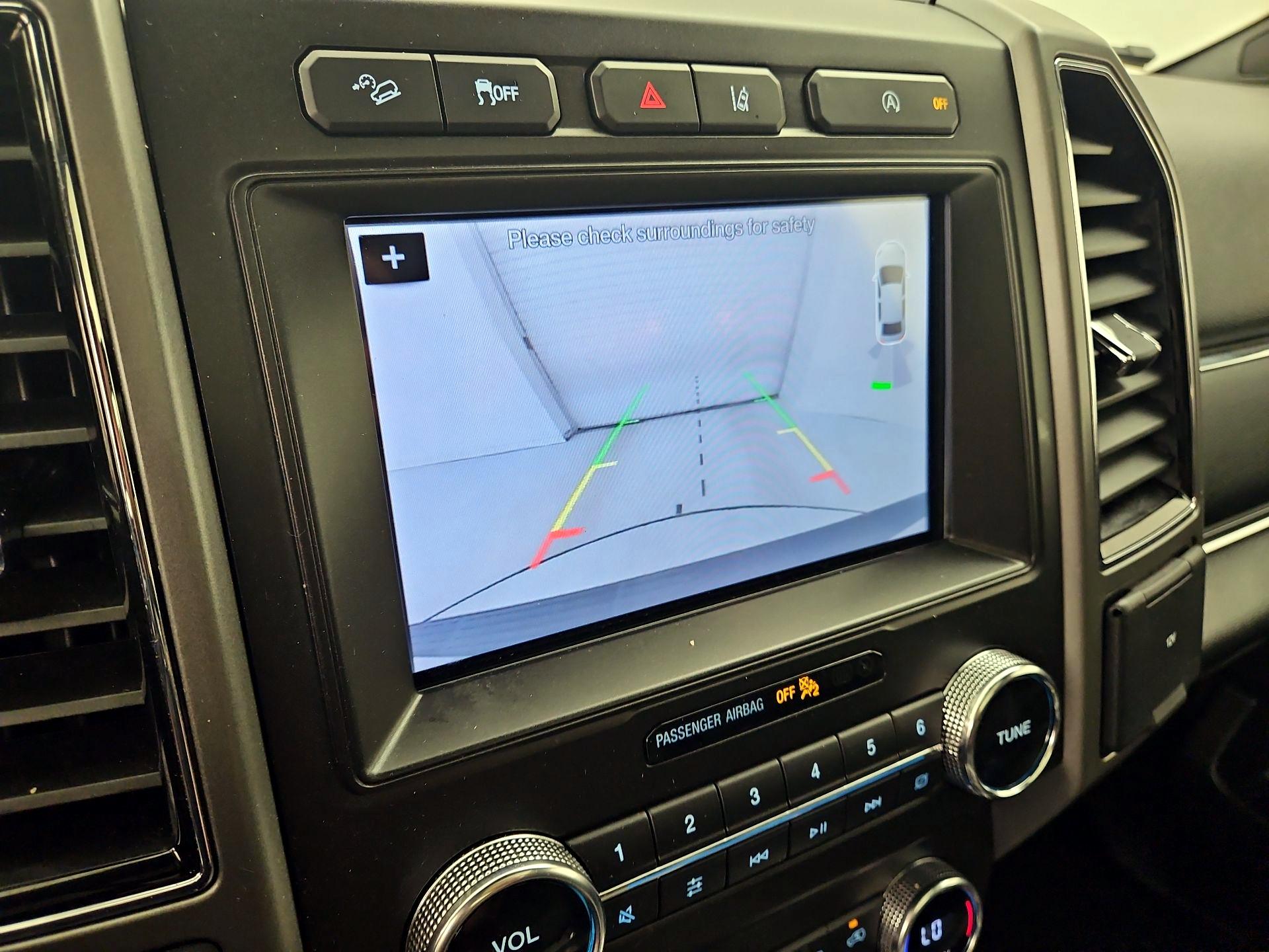 Thumbnail: 2019 Ford Expedition - 15