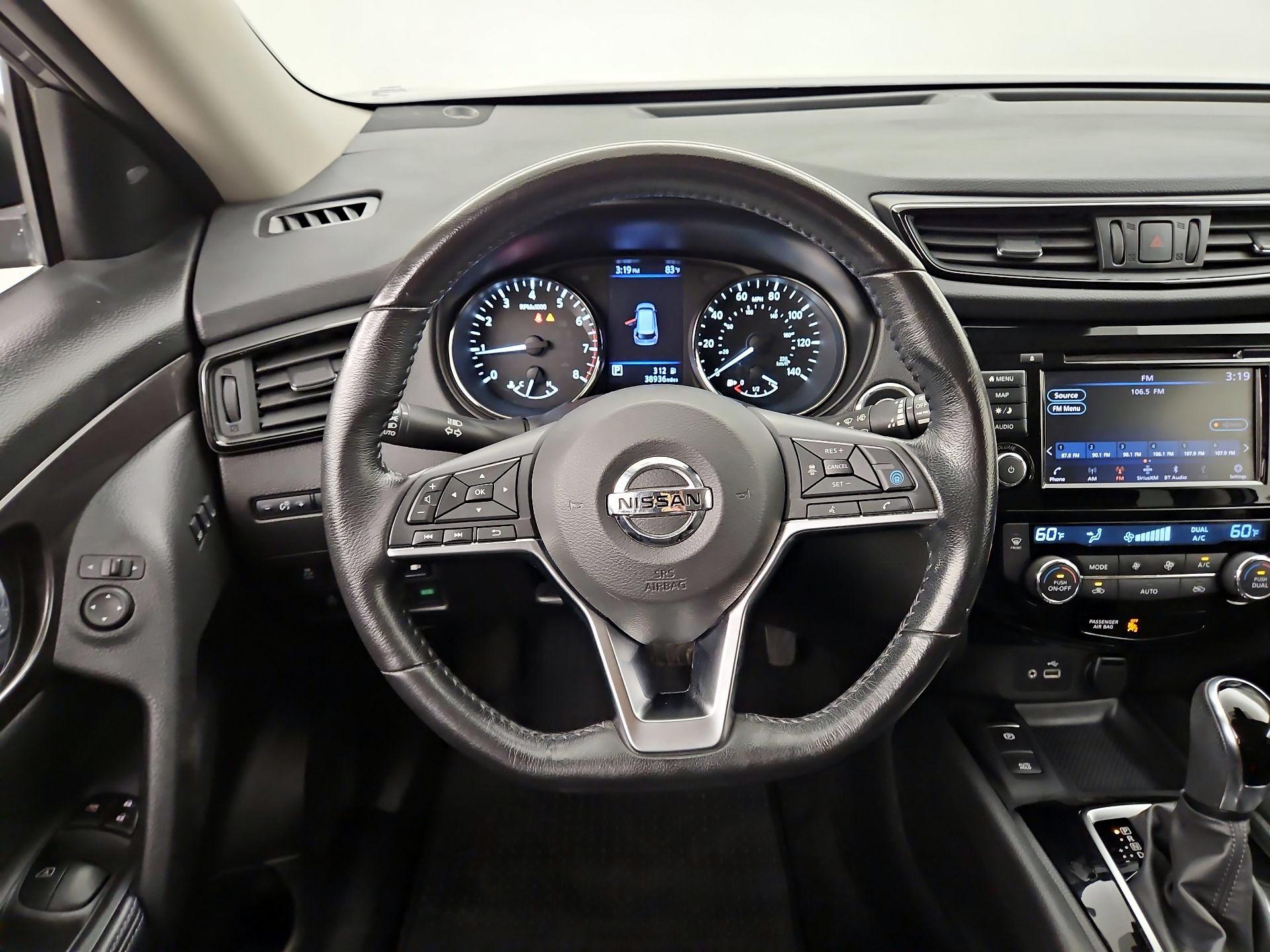Thumbnail: 2019 Nissan Rogue - 10