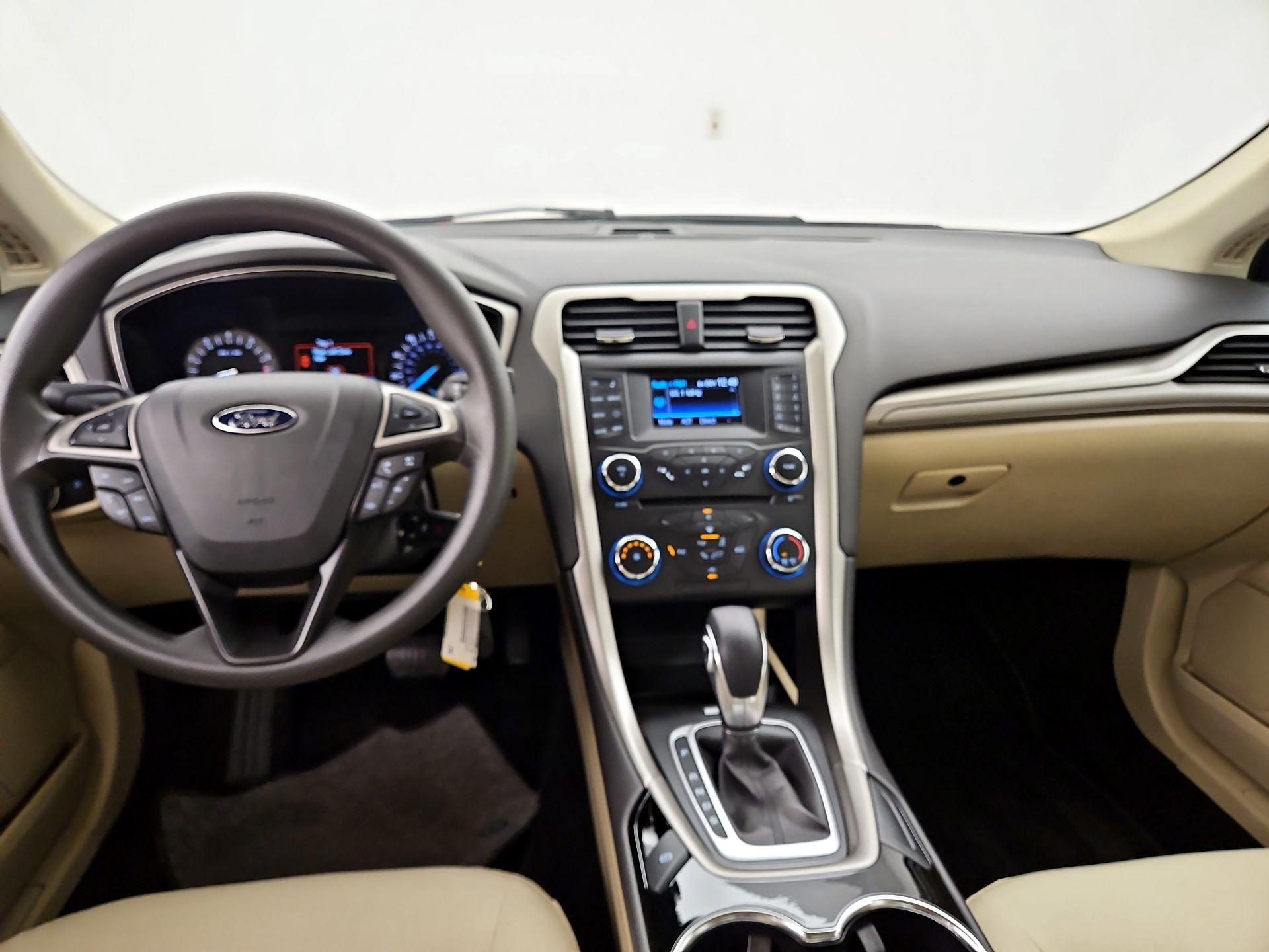 Thumbnail: 2014 Ford Fusion - 9