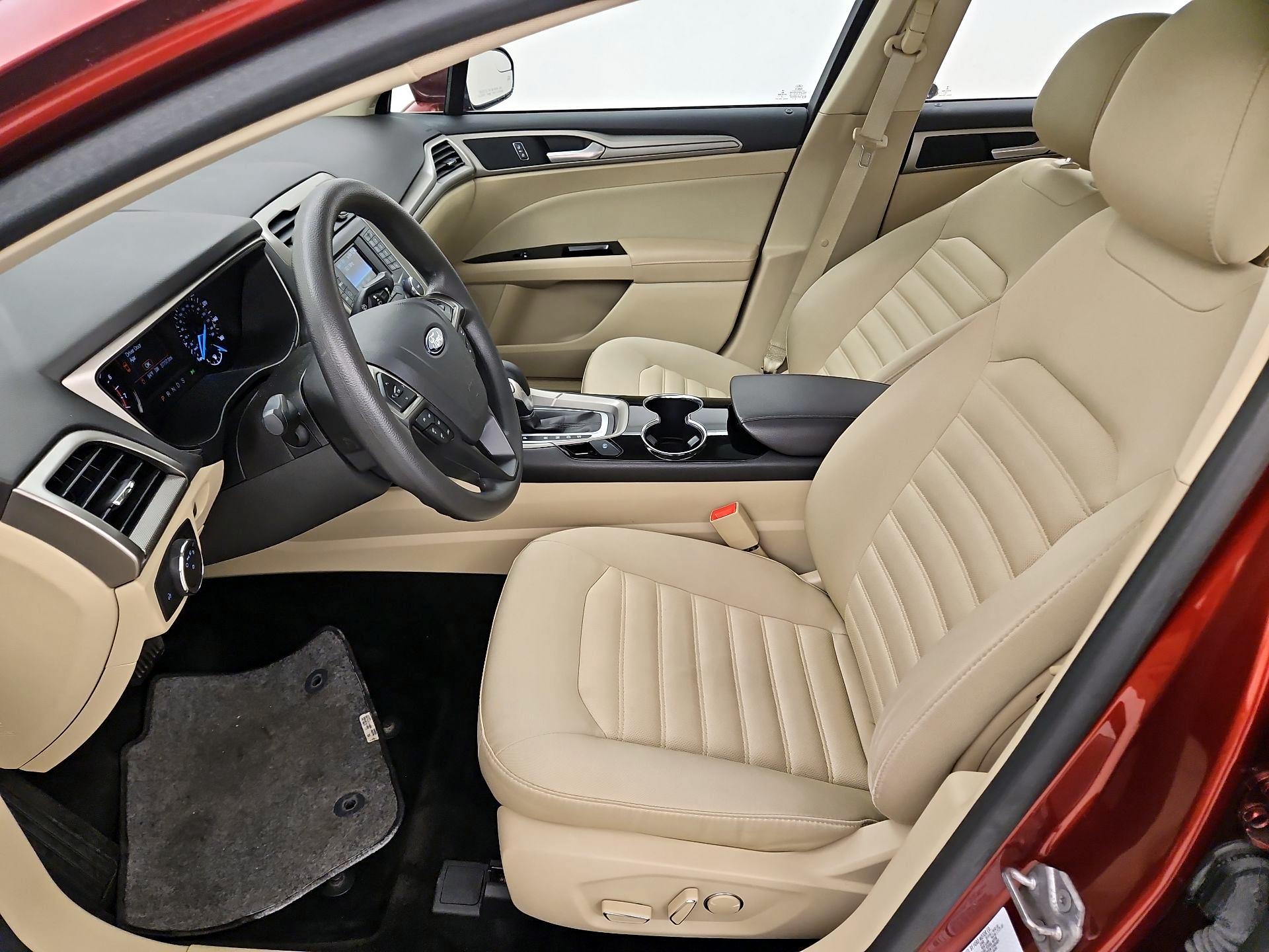 Thumbnail: 2014 Ford Fusion - 11