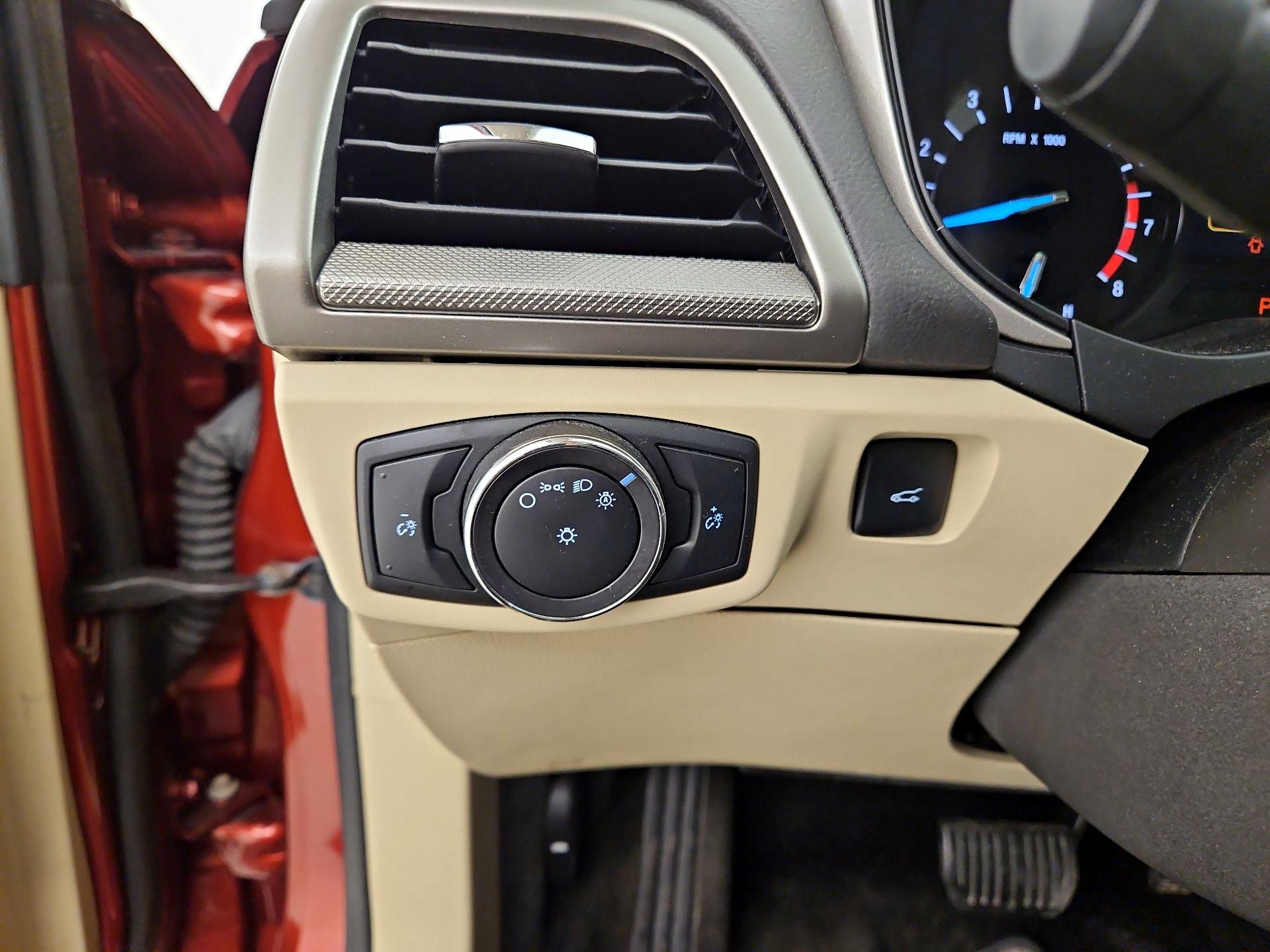 Thumbnail: 2014 Ford Fusion - 13
