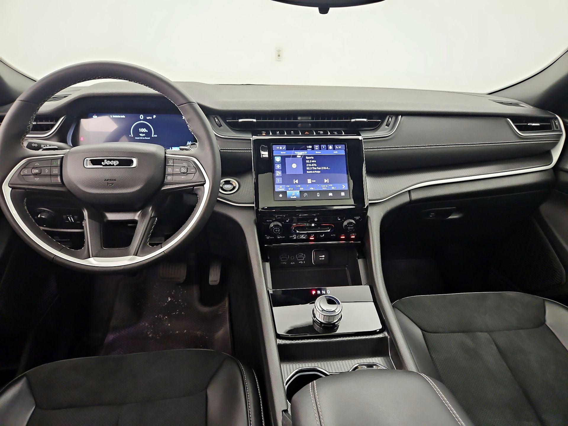 Thumbnail: 2024 Jeep Grand Cherokee - 9