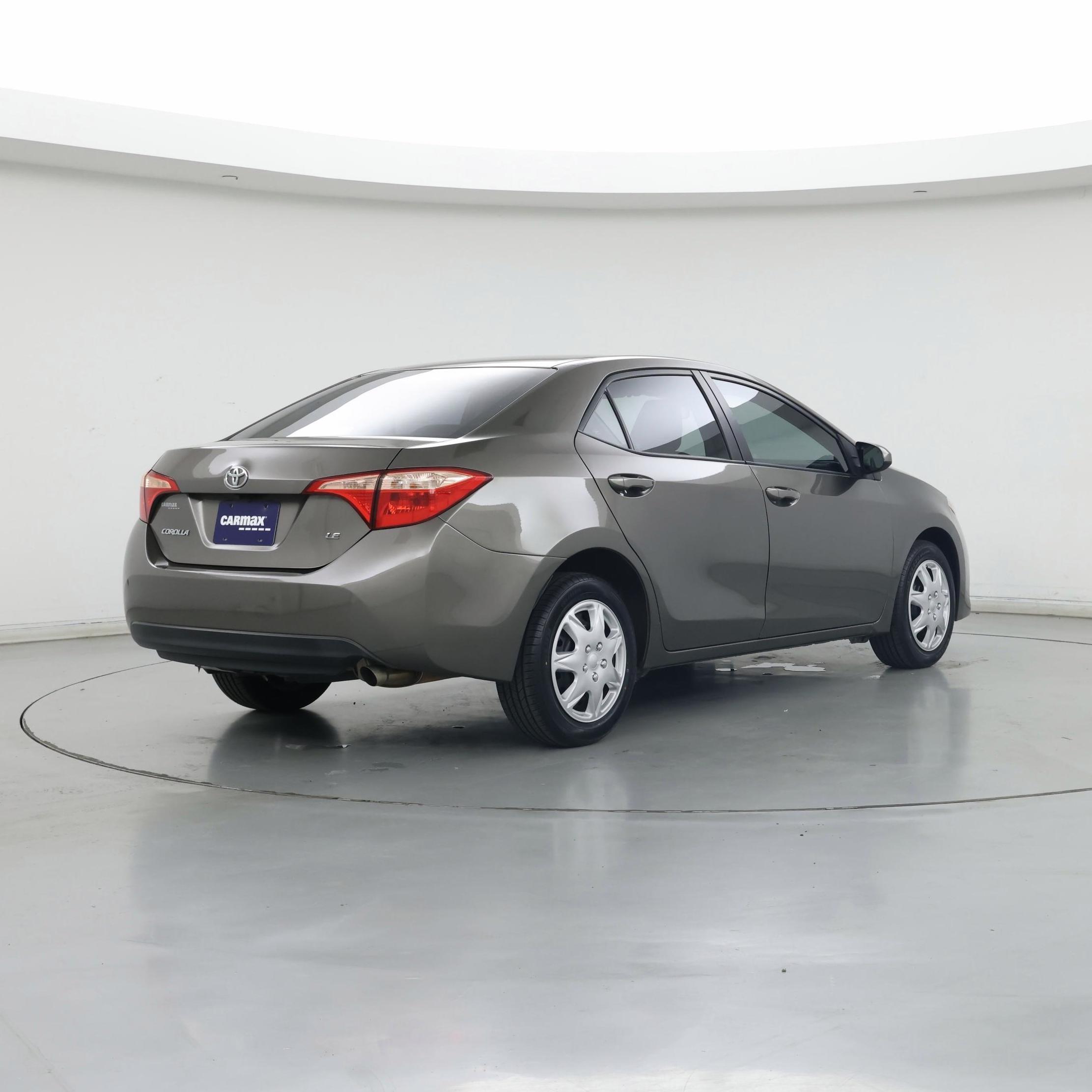 Thumbnail: 2017 Toyota Corolla - 8
