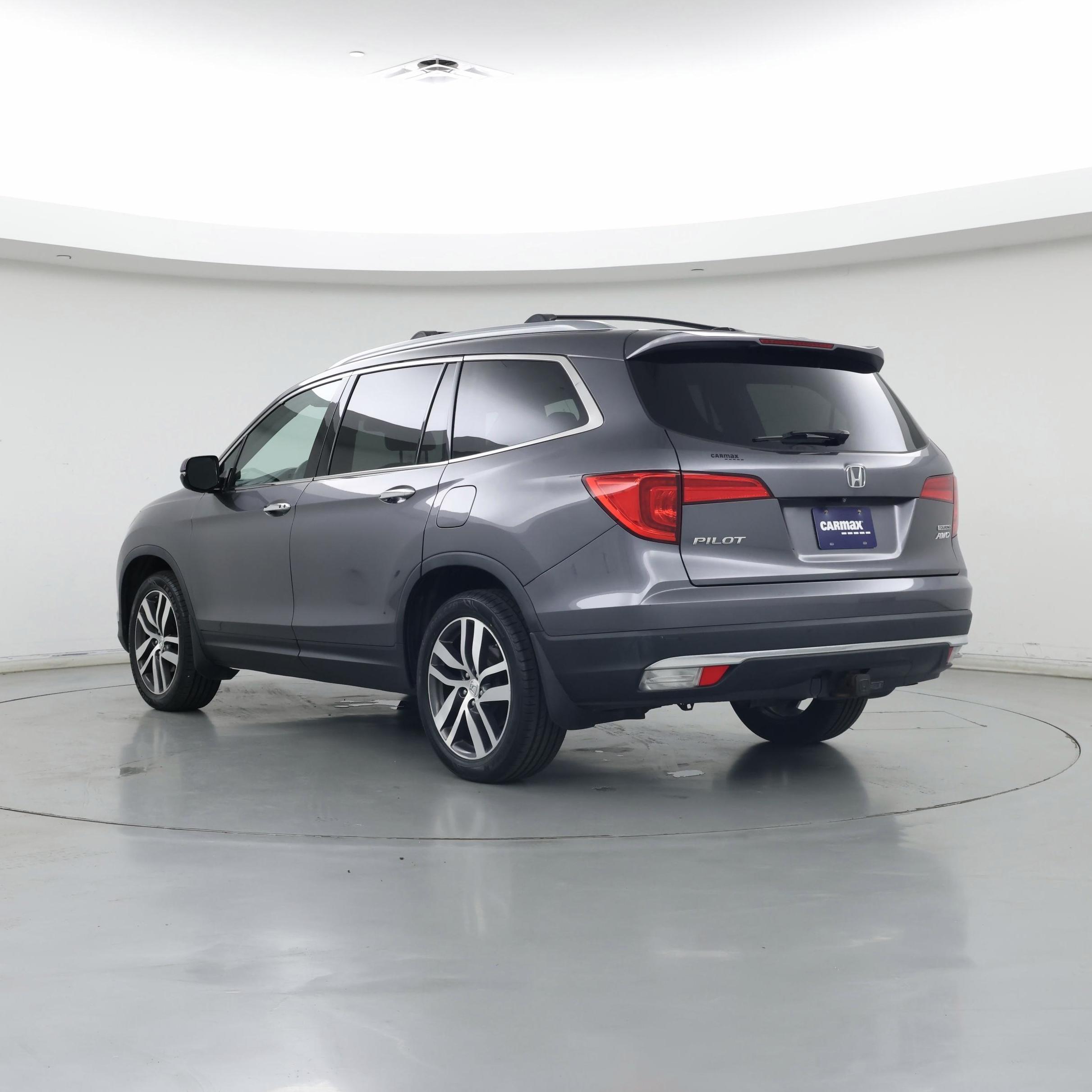 Thumbnail: 2016 Honda Pilot - 2