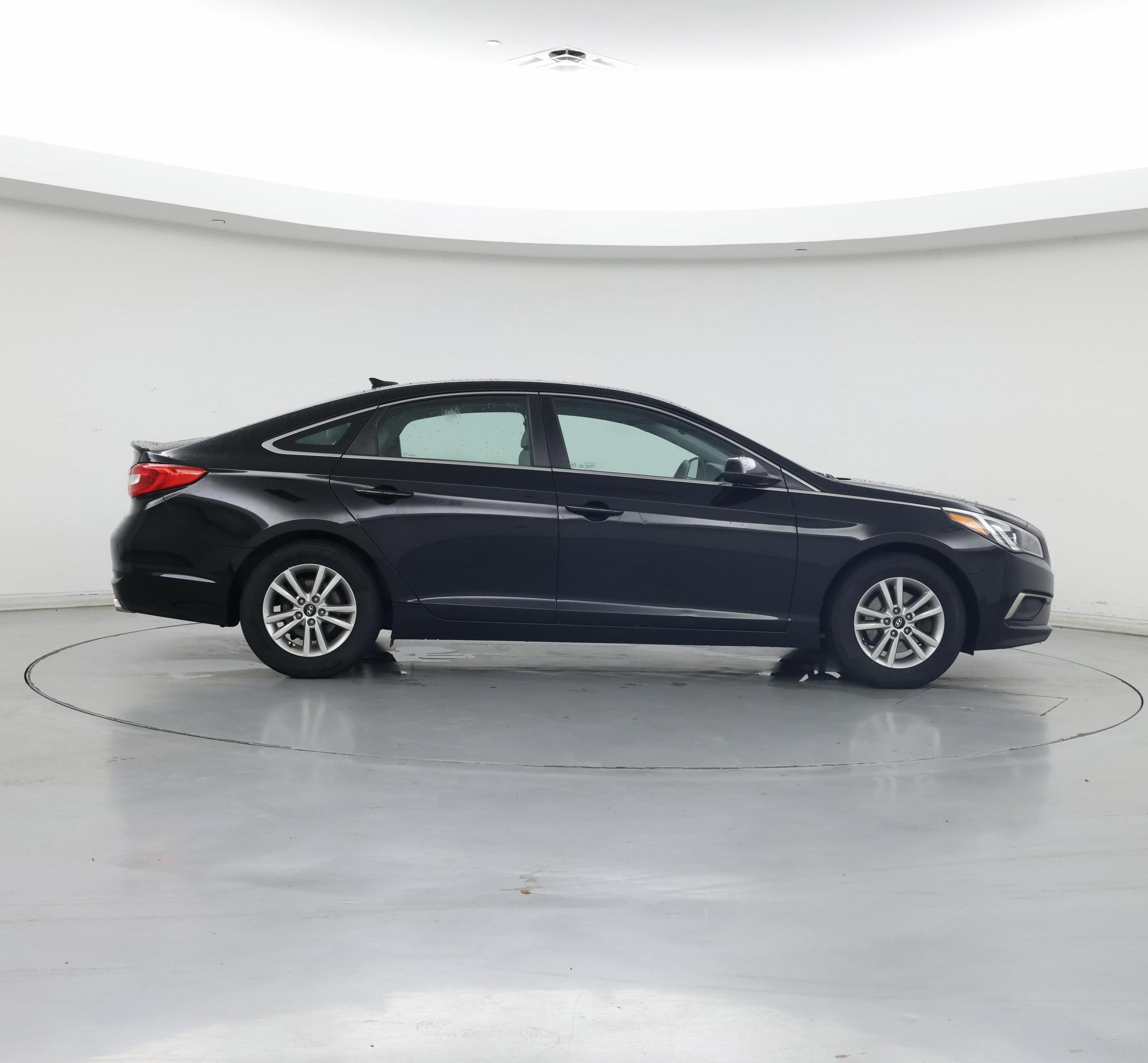 Thumbnail: 2017 Hyundai Sonata - 7