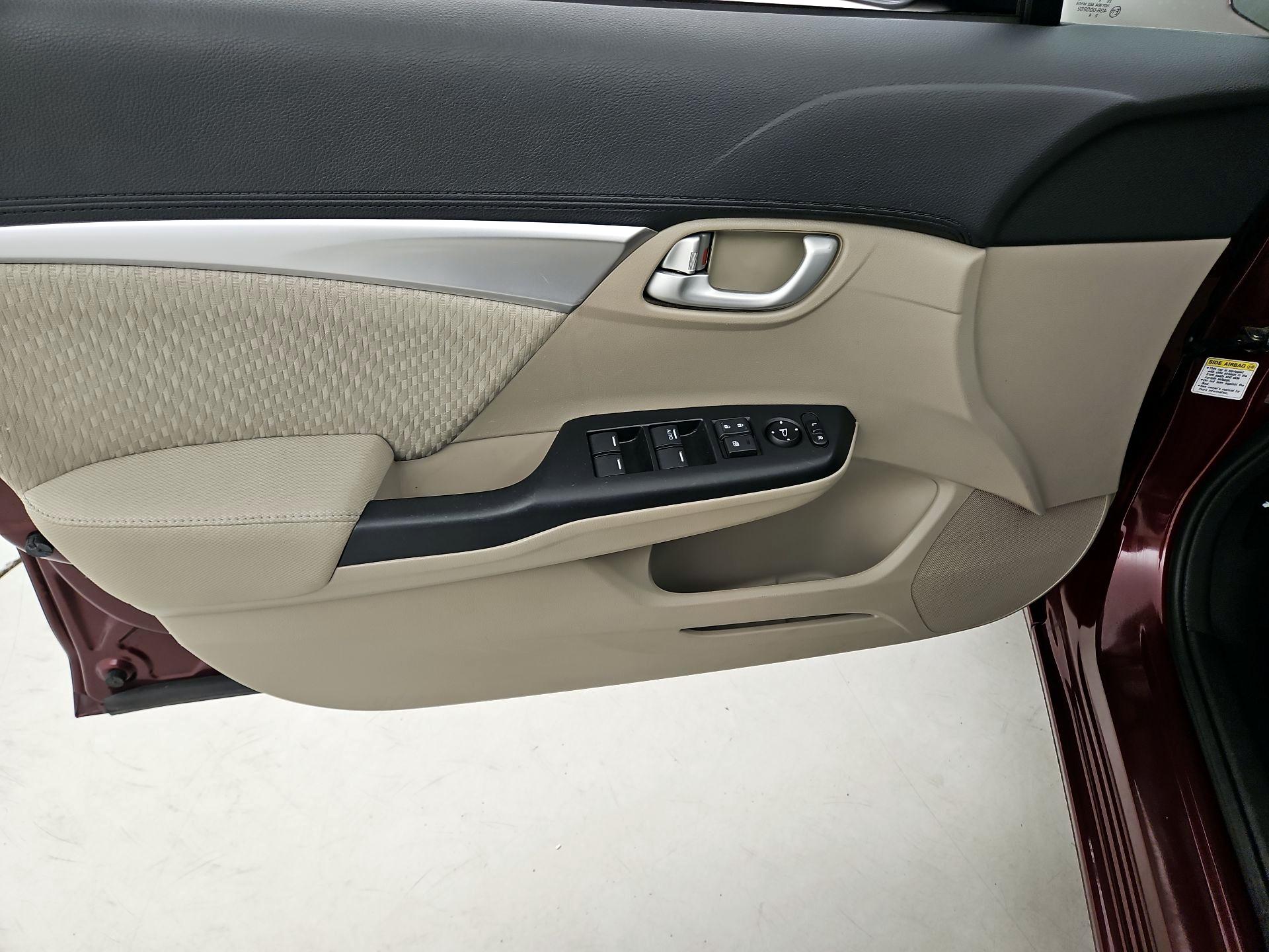 Thumbnail: 2014 Honda Civic - 12