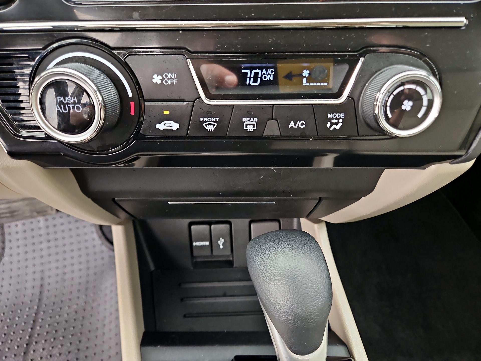 Thumbnail: 2014 Honda Civic - 16
