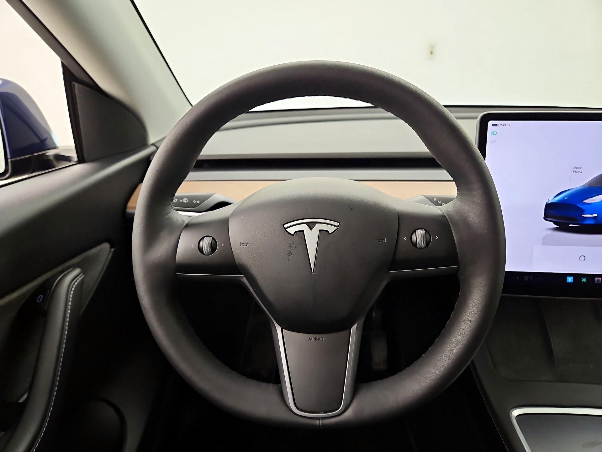 Thumbnail: 2022 Tesla Model Y - 10