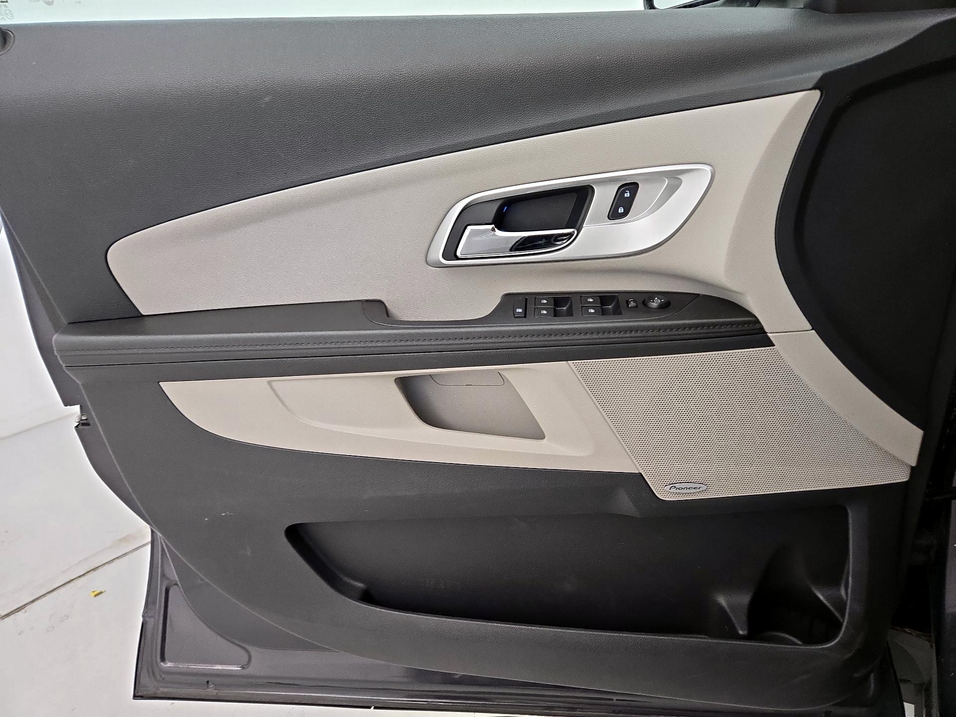 Thumbnail: 2016 Chevrolet Equinox - 12