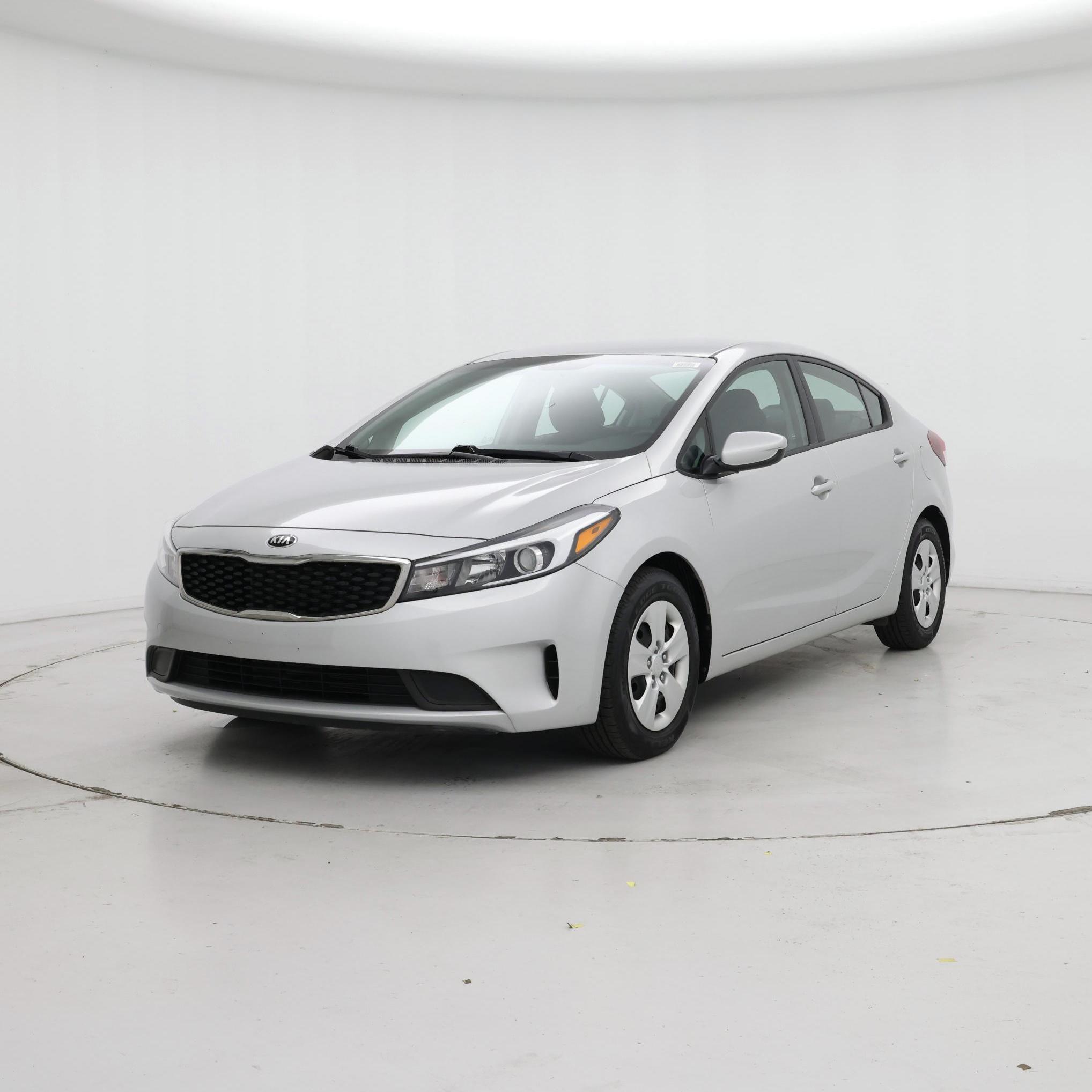 Thumbnail: 2018 Kia Forte - 4