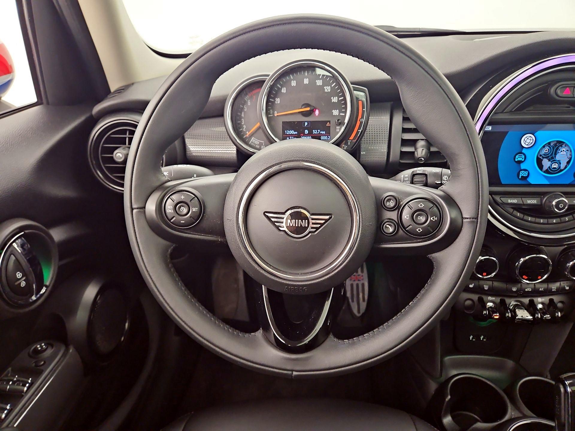 Thumbnail: 2020 MINI Cooper Hardtop - 10