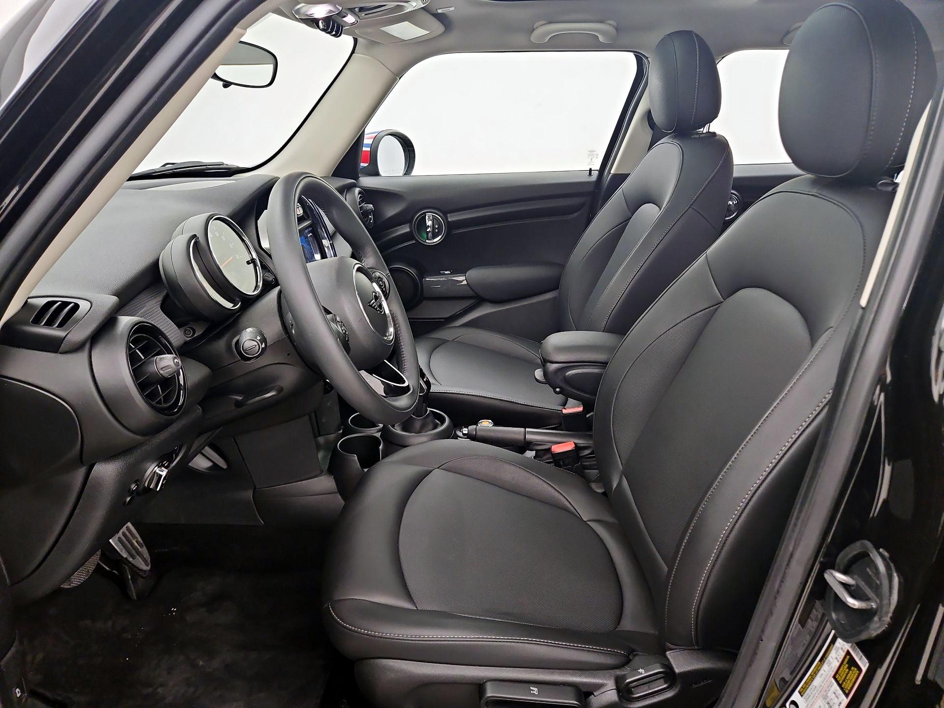 Thumbnail: 2020 MINI Cooper Hardtop - 11