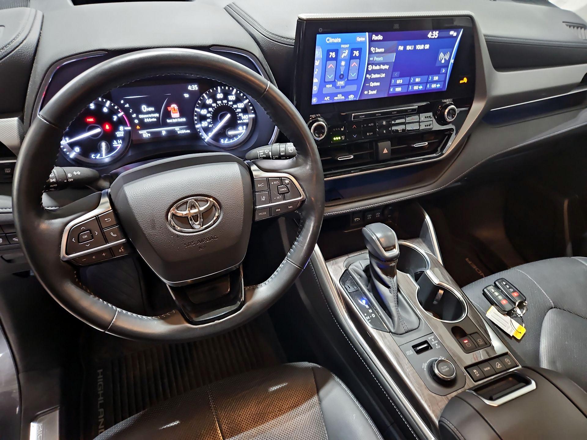 Thumbnail: 2020 Toyota Highlander - 9