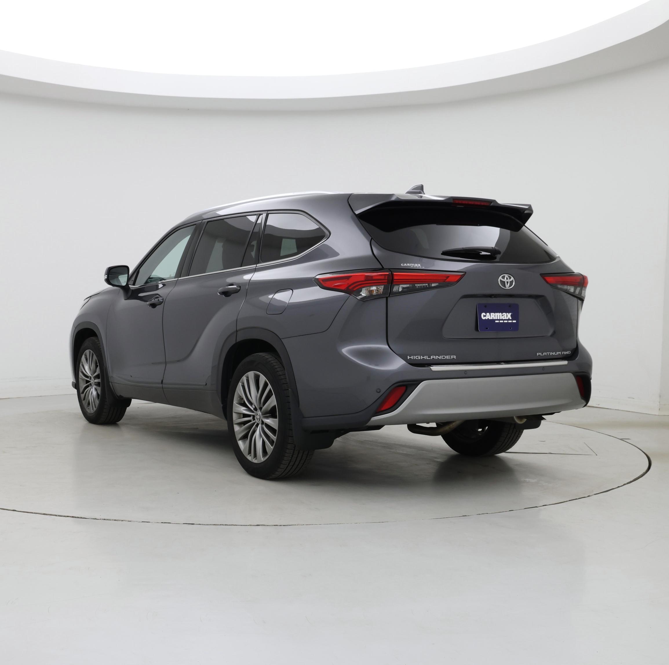 Thumbnail: 2020 Toyota Highlander - 2