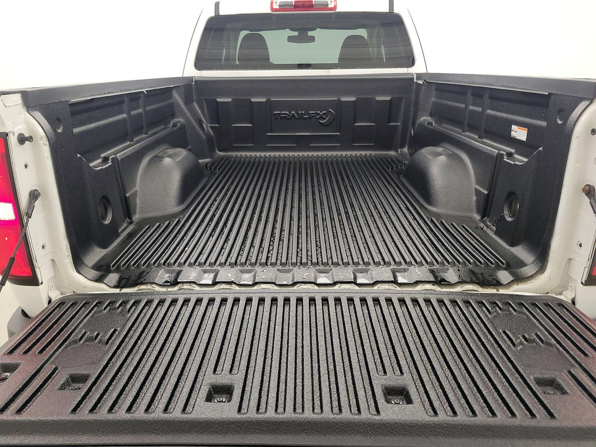 Thumbnail: 2019 Chevrolet Colorado - 20