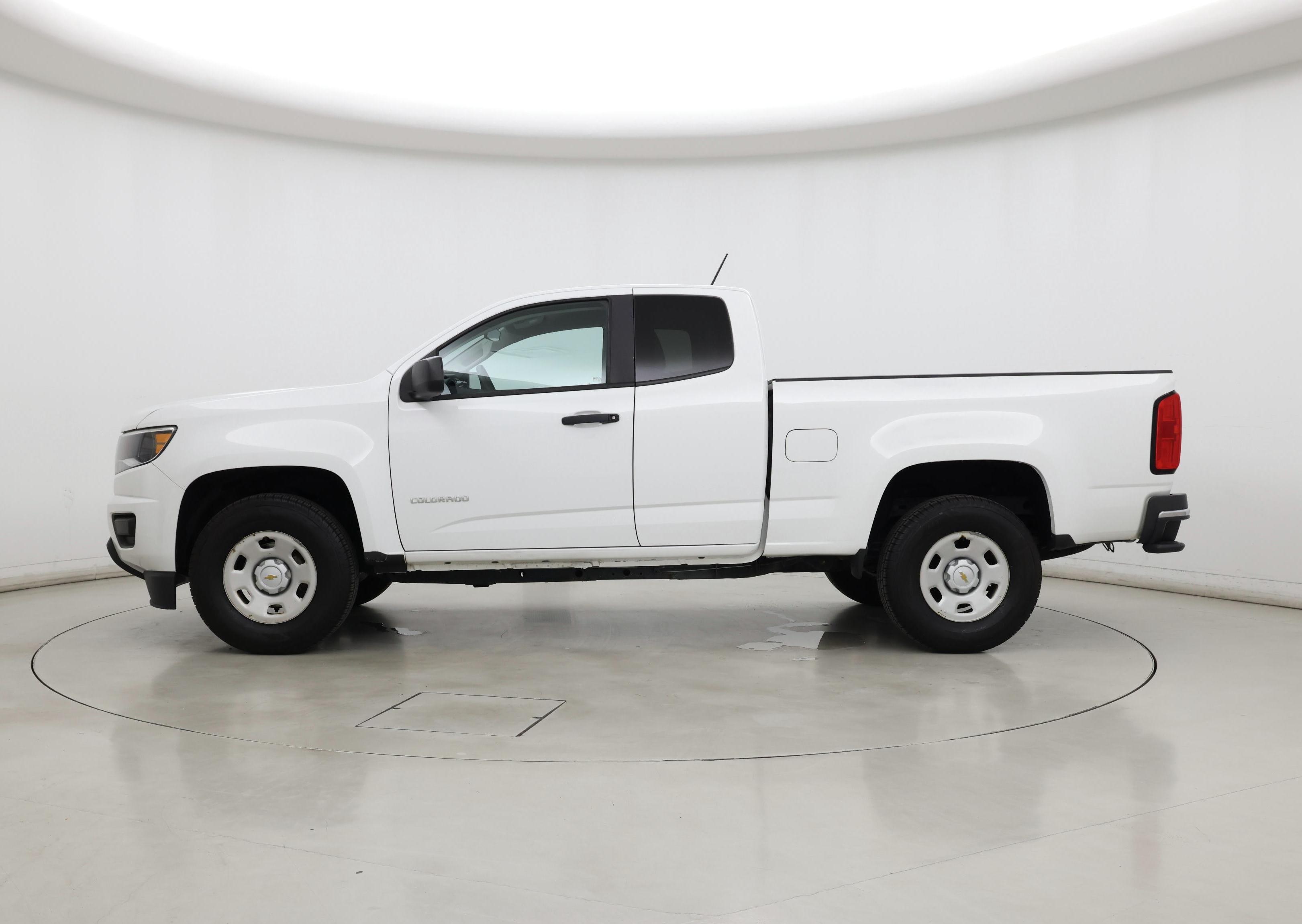 Thumbnail: 2019 Chevrolet Colorado - 3