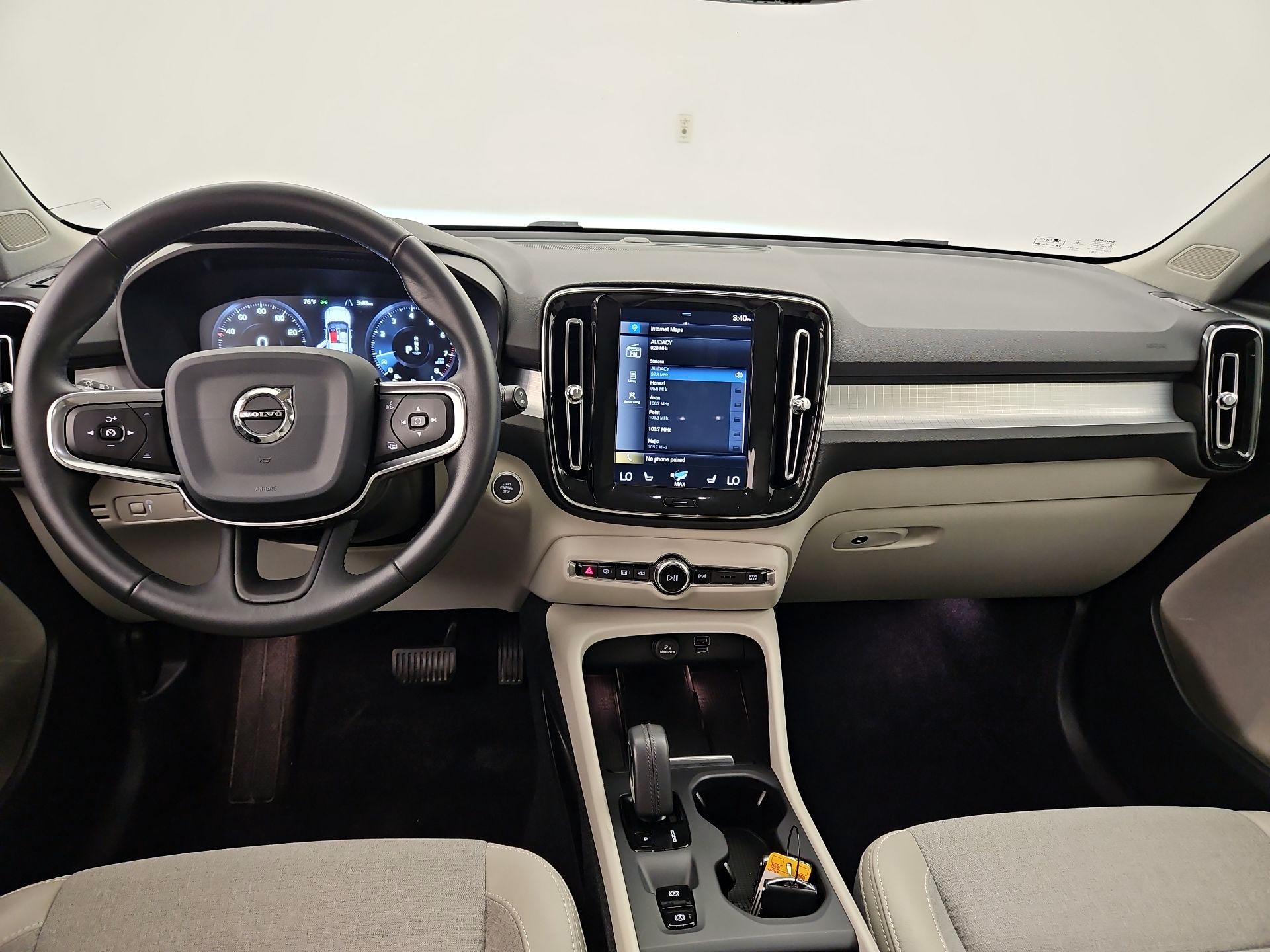 Thumbnail: 2020 Volvo XC40 - 9