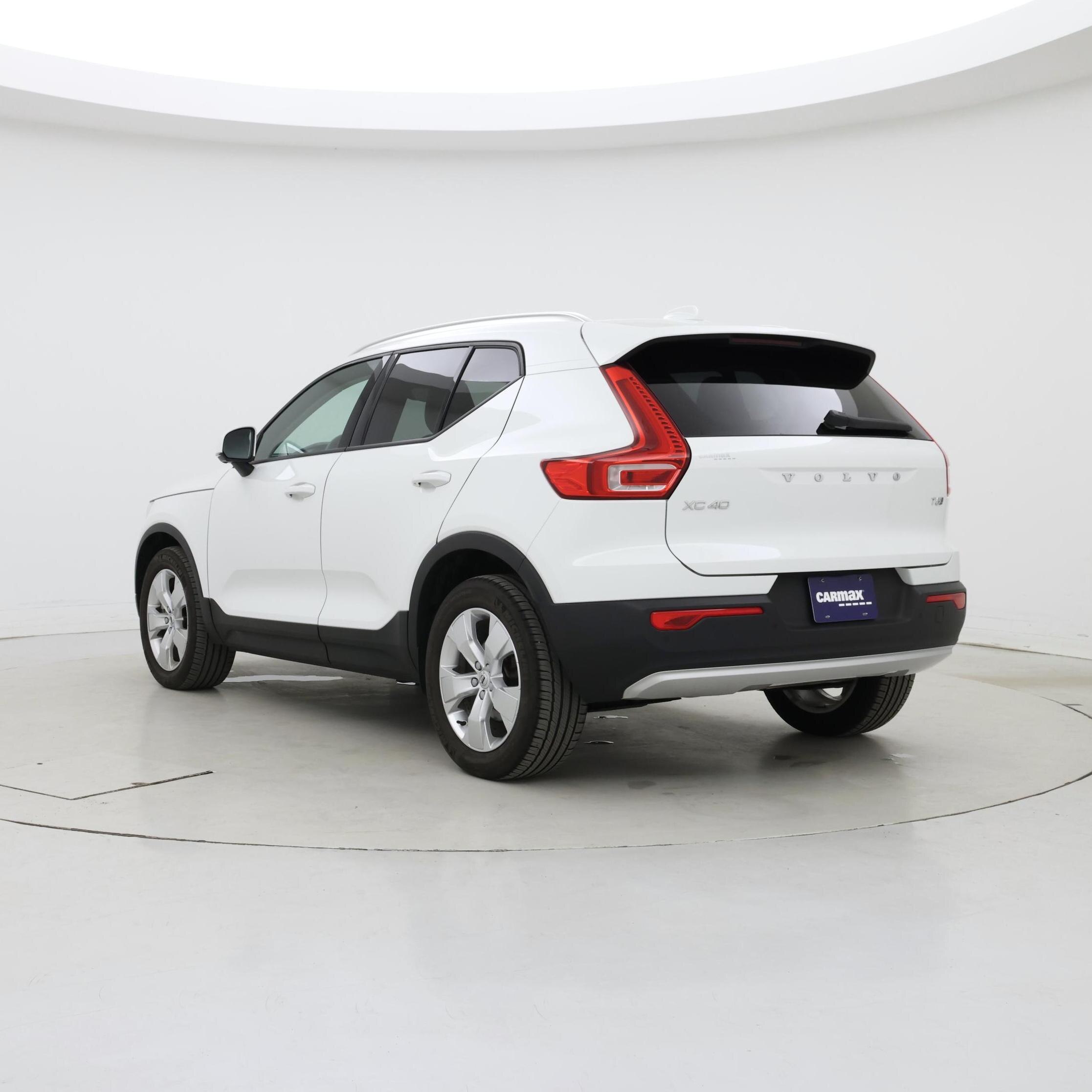 Thumbnail: 2020 Volvo XC40 - 2
