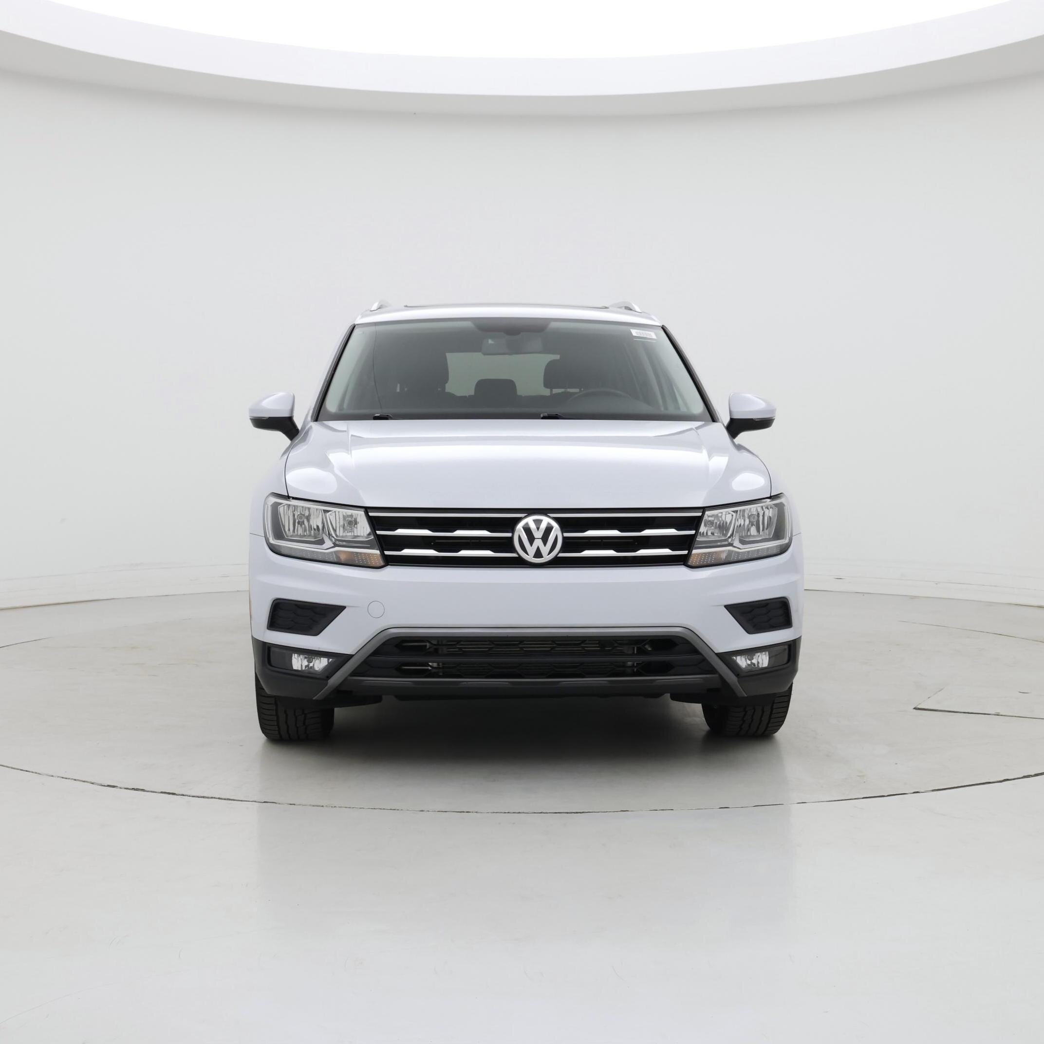 Thumbnail: 2018 Volkswagen Tiguan - 5