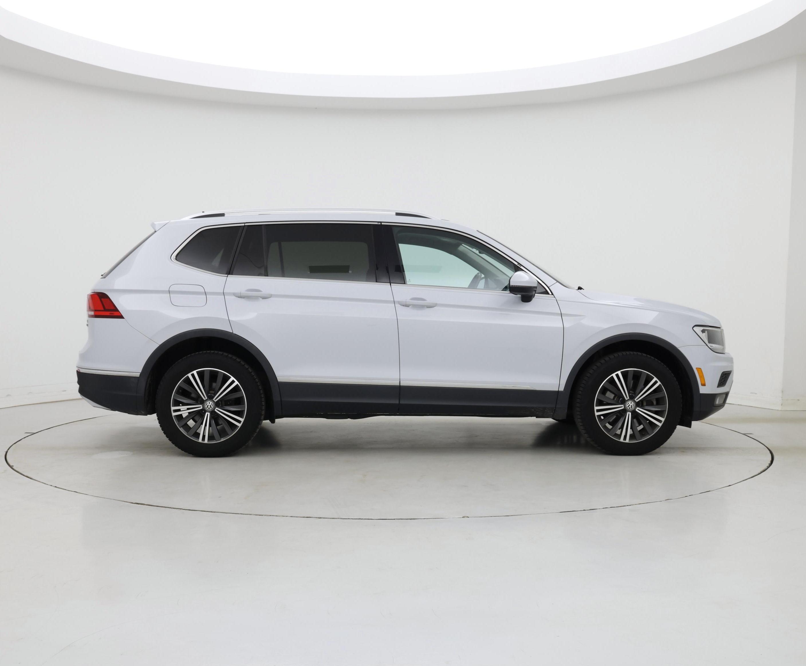 Thumbnail: 2018 Volkswagen Tiguan - 7