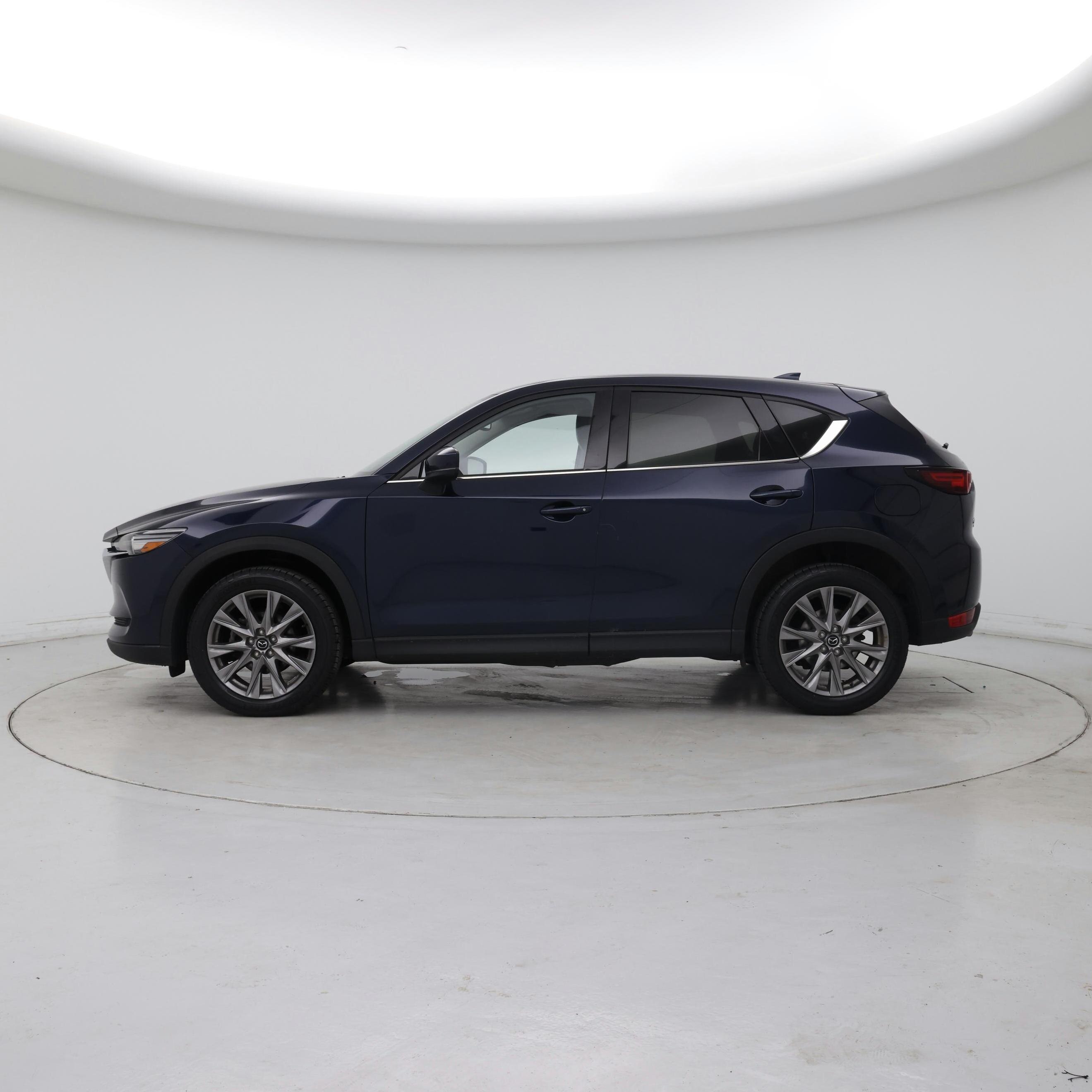 Thumbnail: 2021 Mazda CX-5 - 3