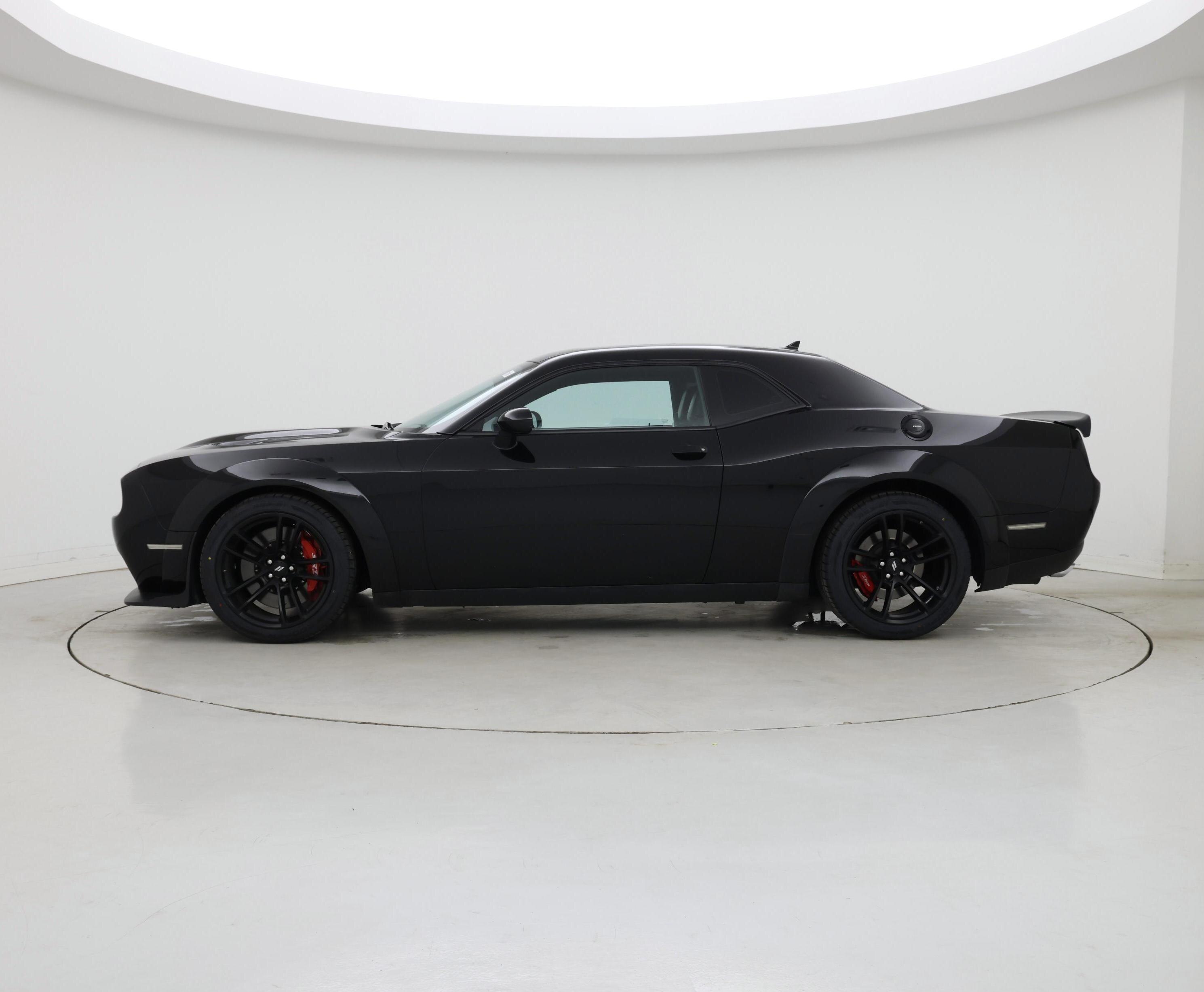 Thumbnail: 2021 Dodge Challenger - 3