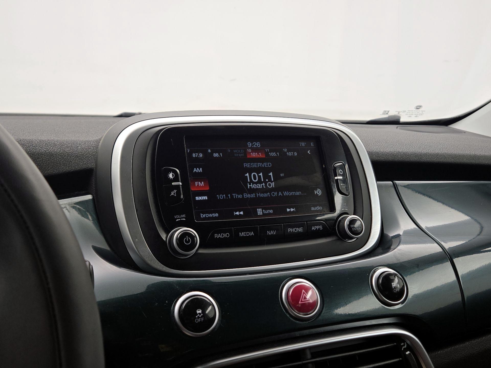 Thumbnail: 2016 Fiat 500X - 15