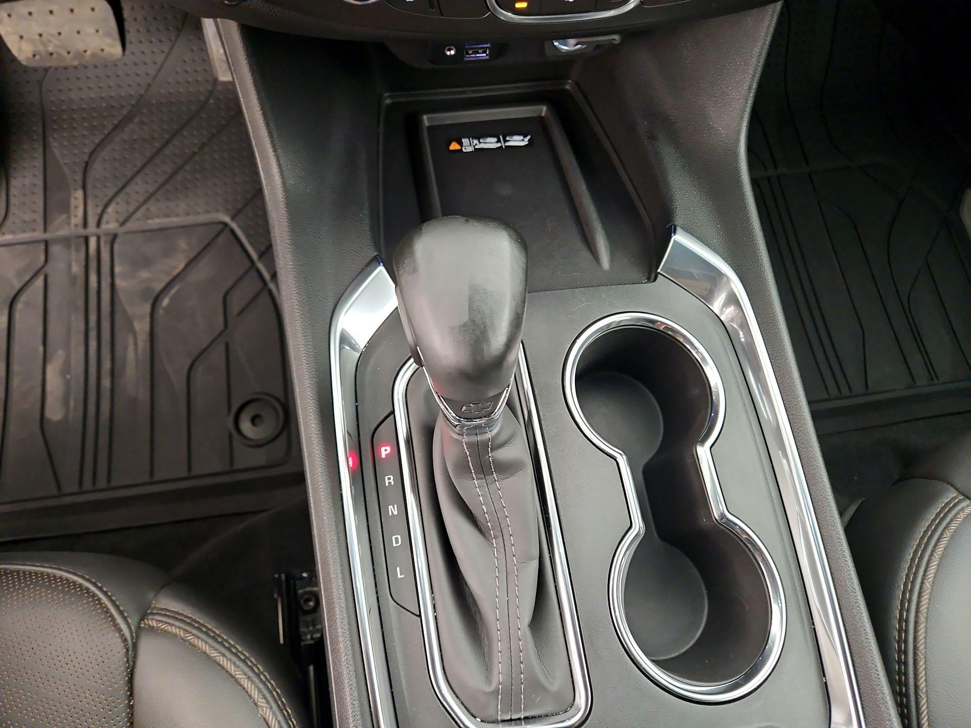 Thumbnail: 2023 Chevrolet Traverse - 18