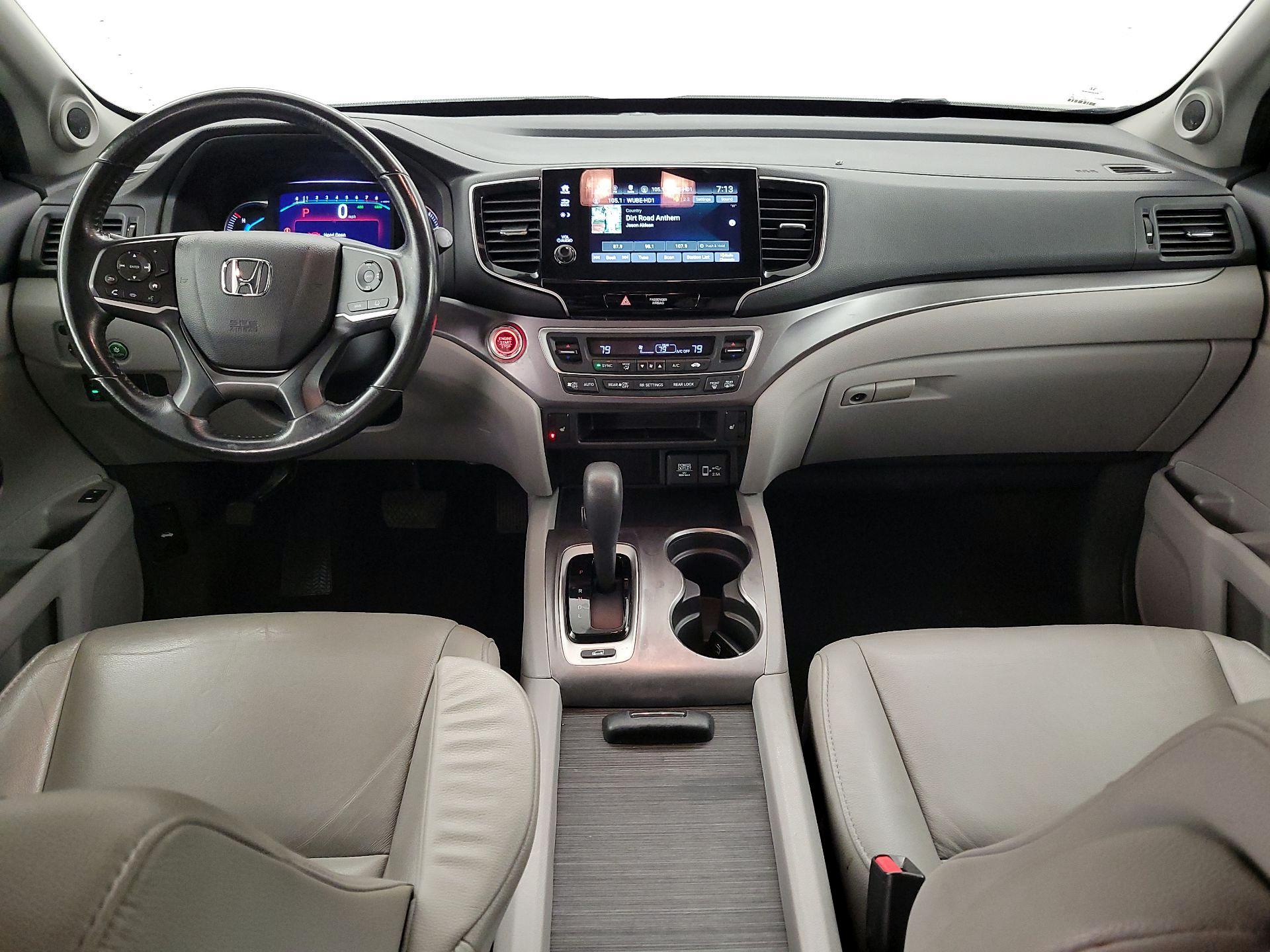 Thumbnail: 2019 Honda Pilot - 9