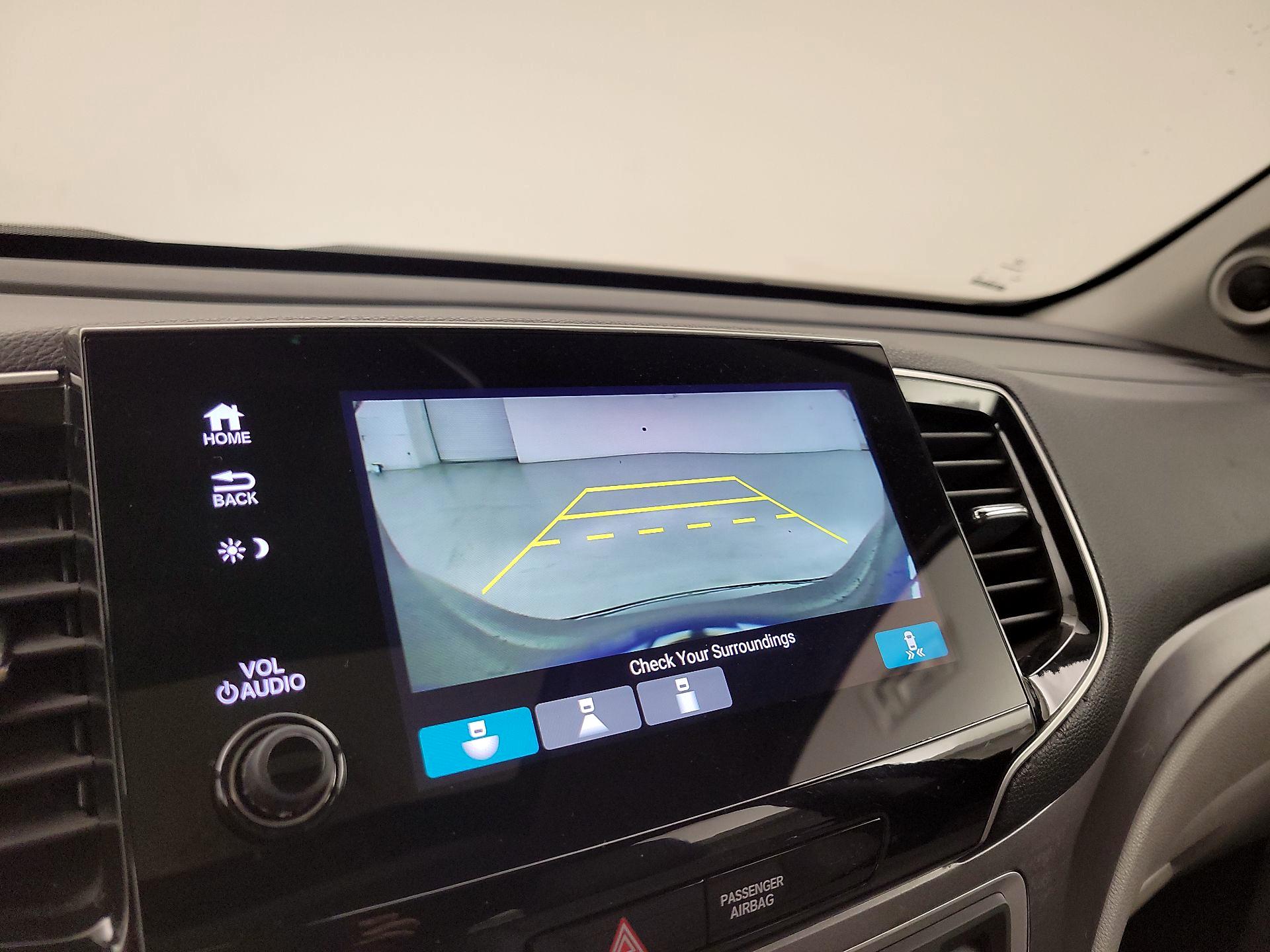 Thumbnail: 2019 Honda Pilot - 14