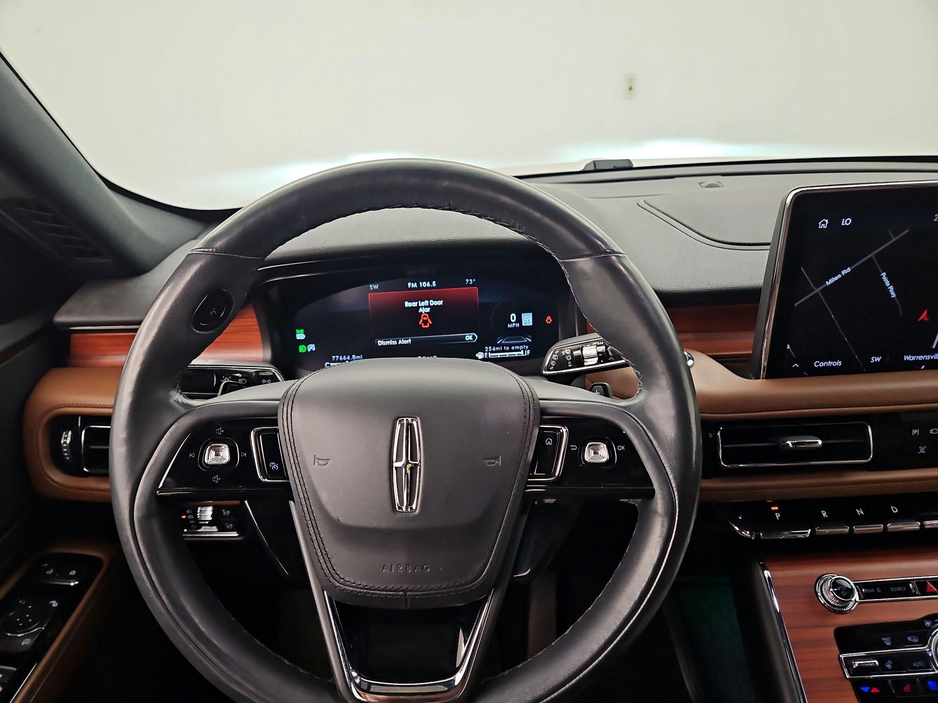 Thumbnail: 2021 Lincoln Aviator - 10