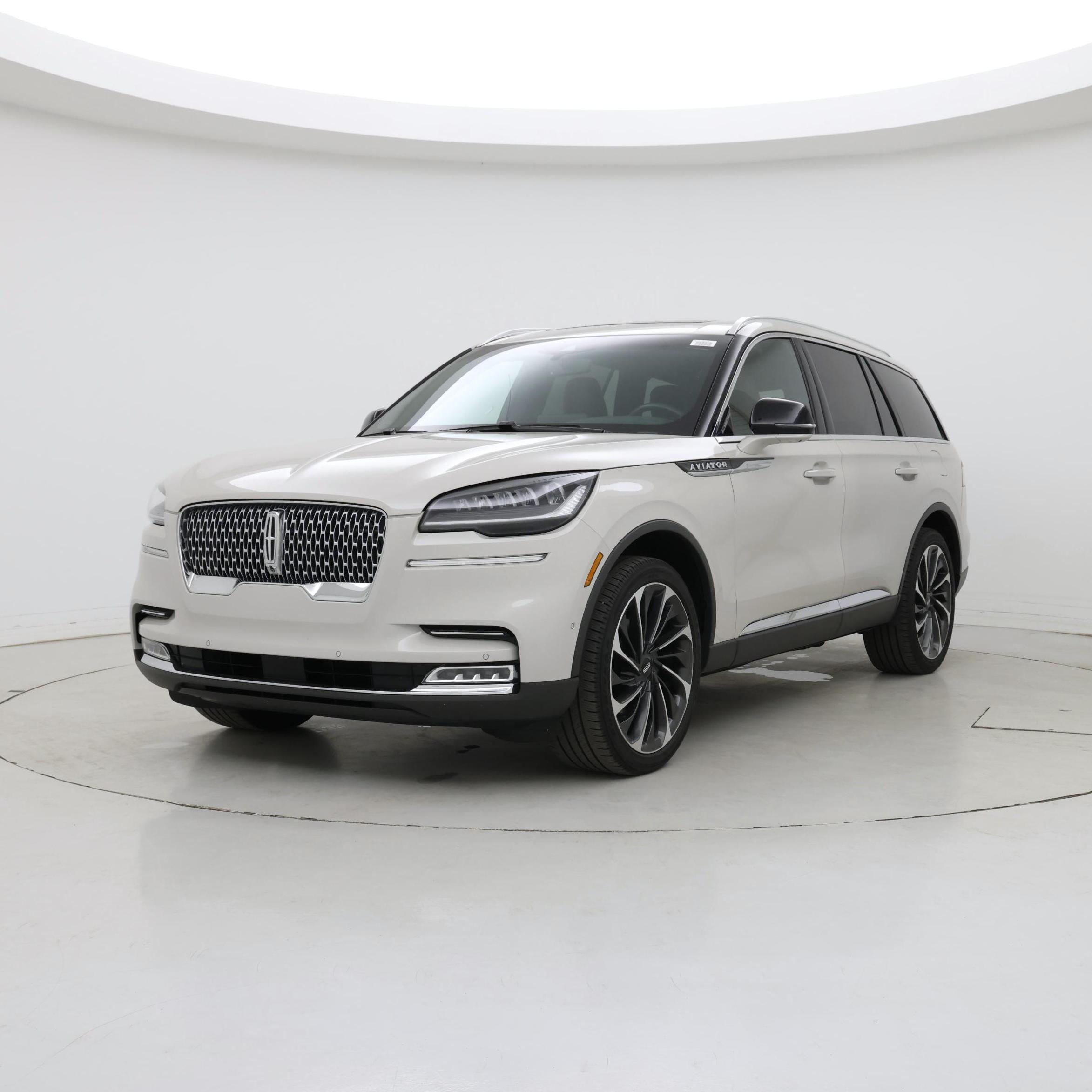 Thumbnail: 2021 Lincoln Aviator - 4