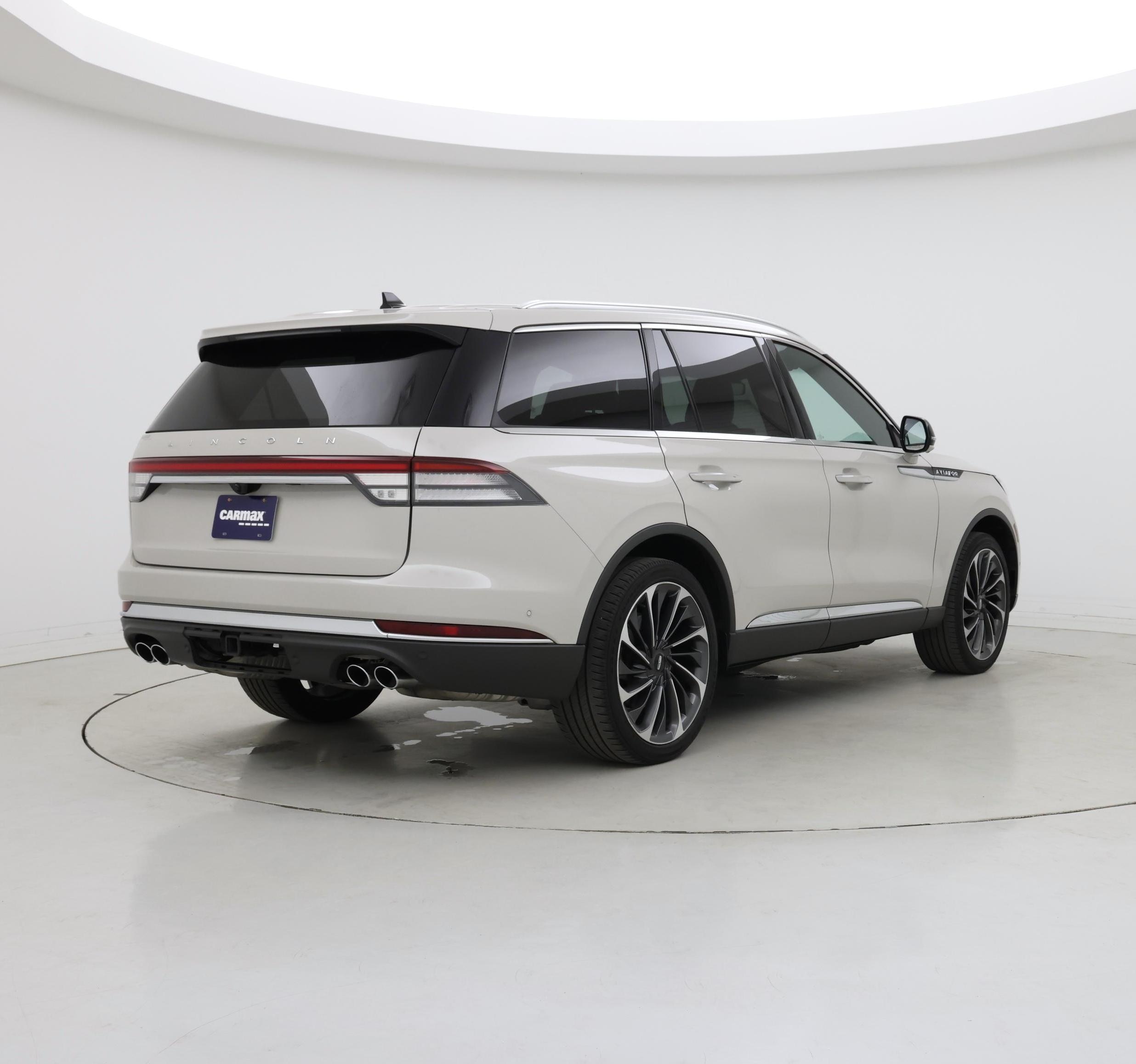 Thumbnail: 2021 Lincoln Aviator - 8