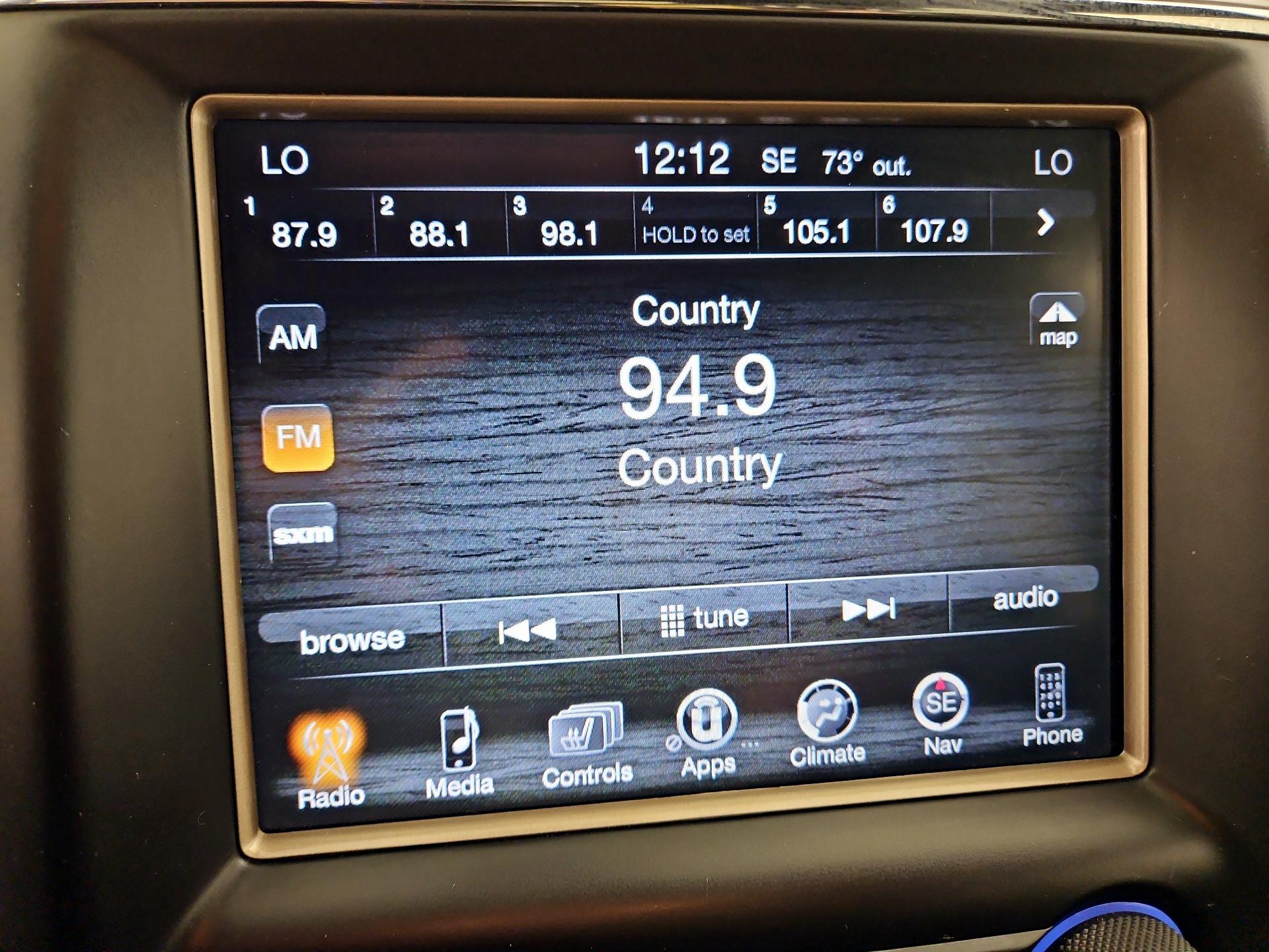 Thumbnail: 2015 Jeep Grand Cherokee - 16