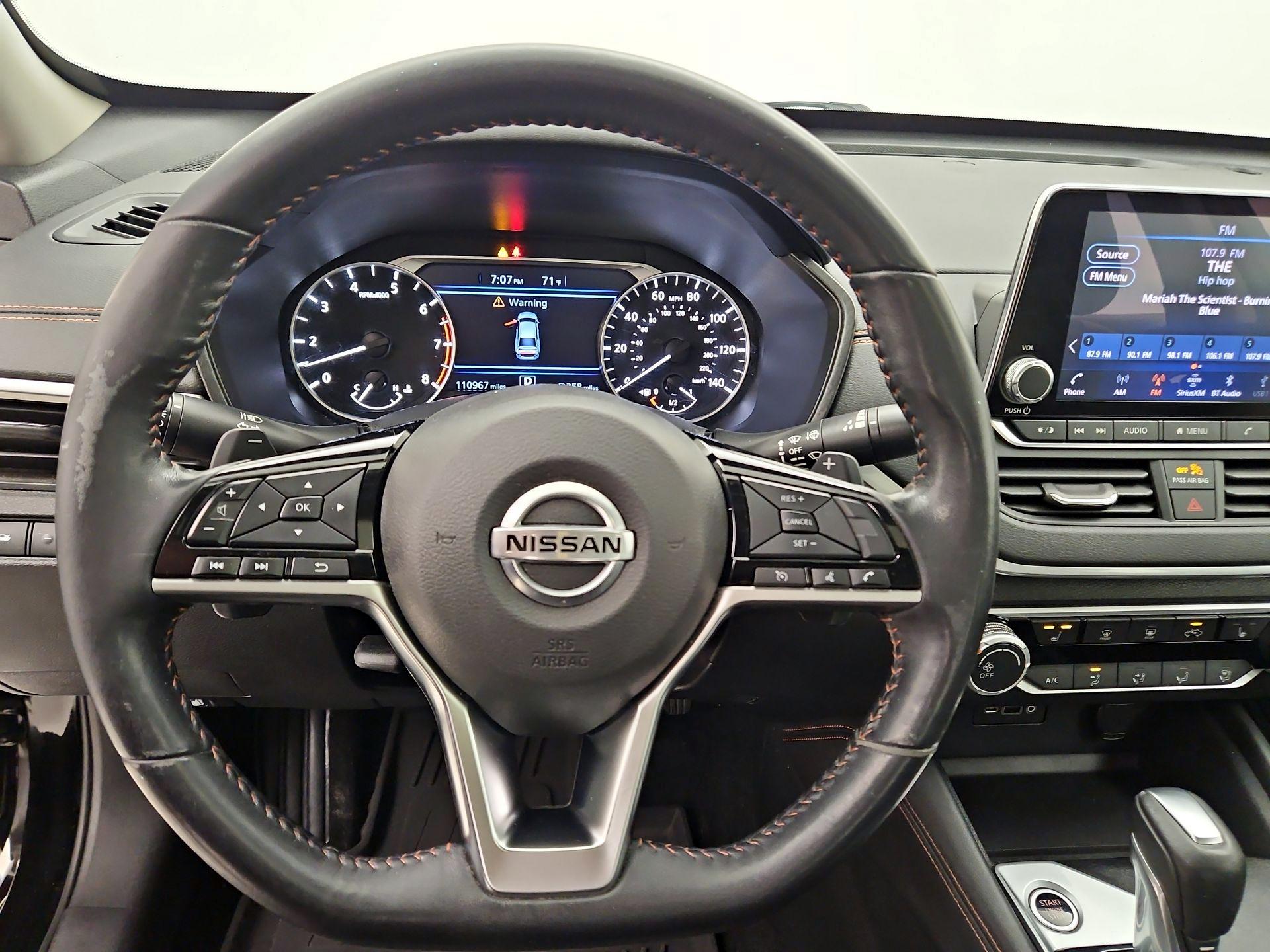 Thumbnail: 2019 Nissan Altima - 10