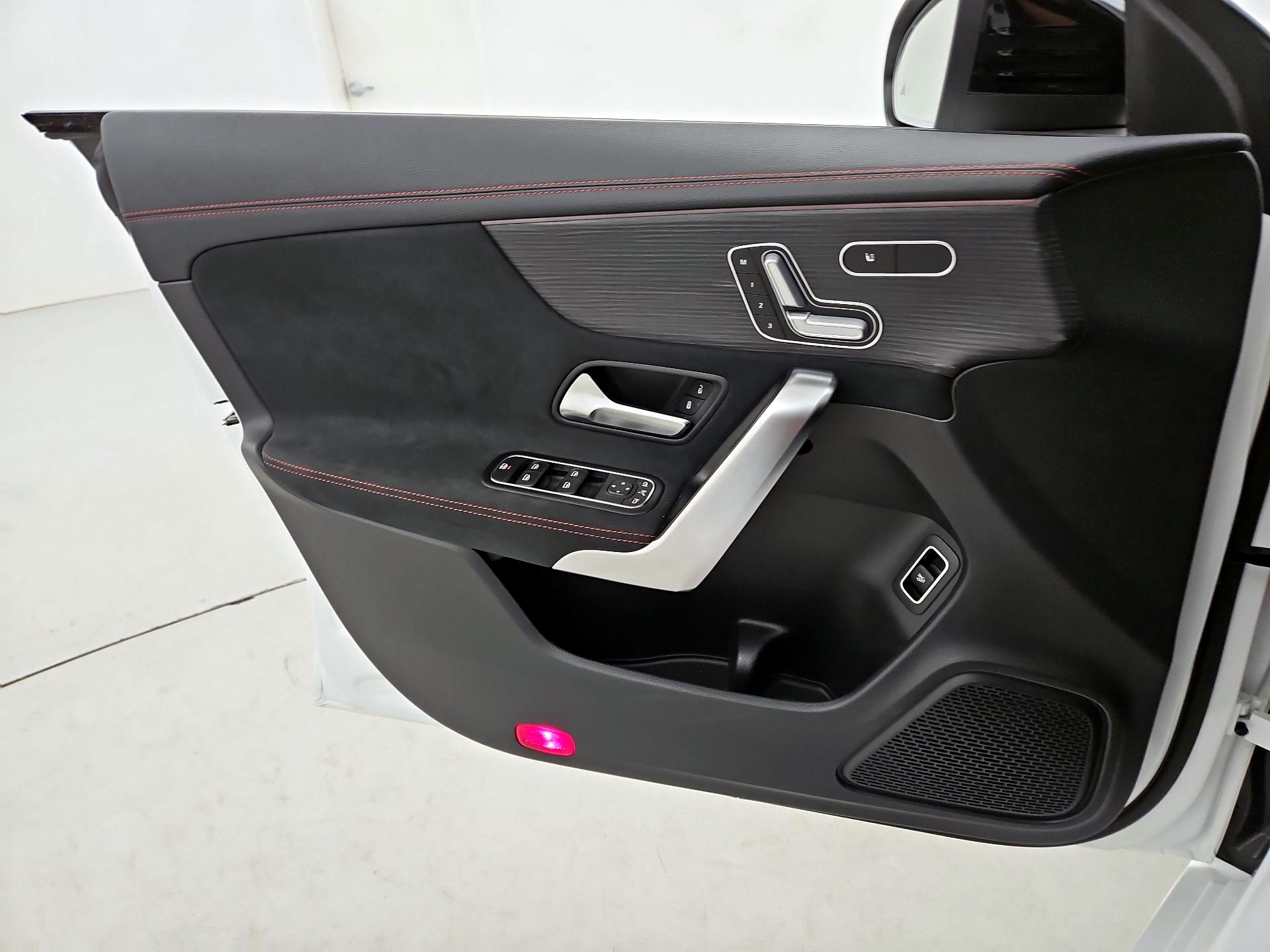 Thumbnail: 2023 Mercedes-Benz CLA - 12