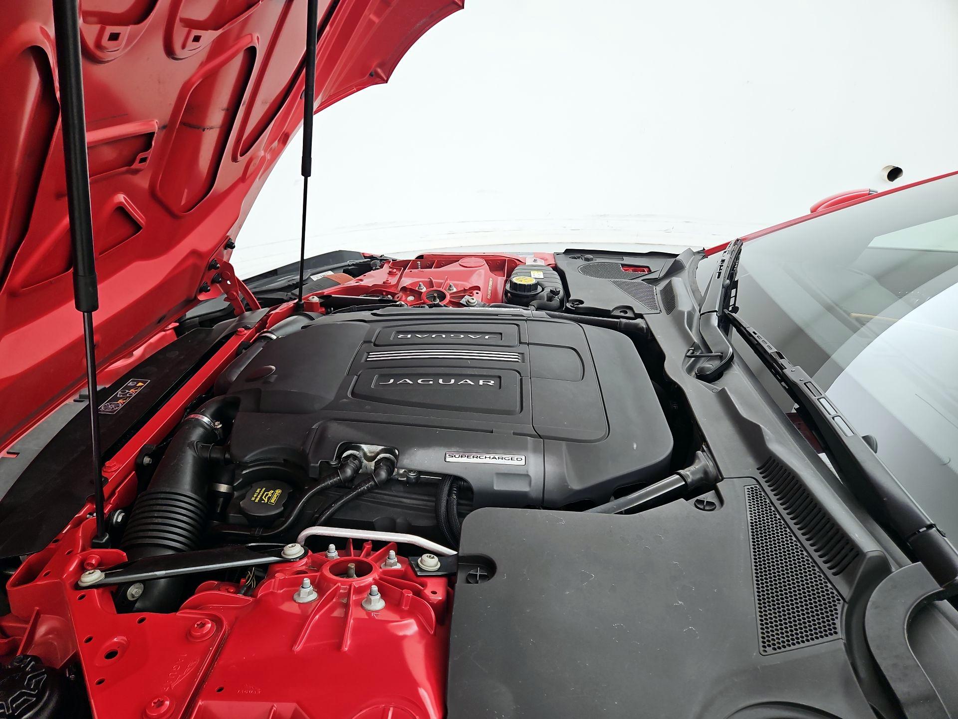 Thumbnail: 2014 Jaguar F-Type - 20