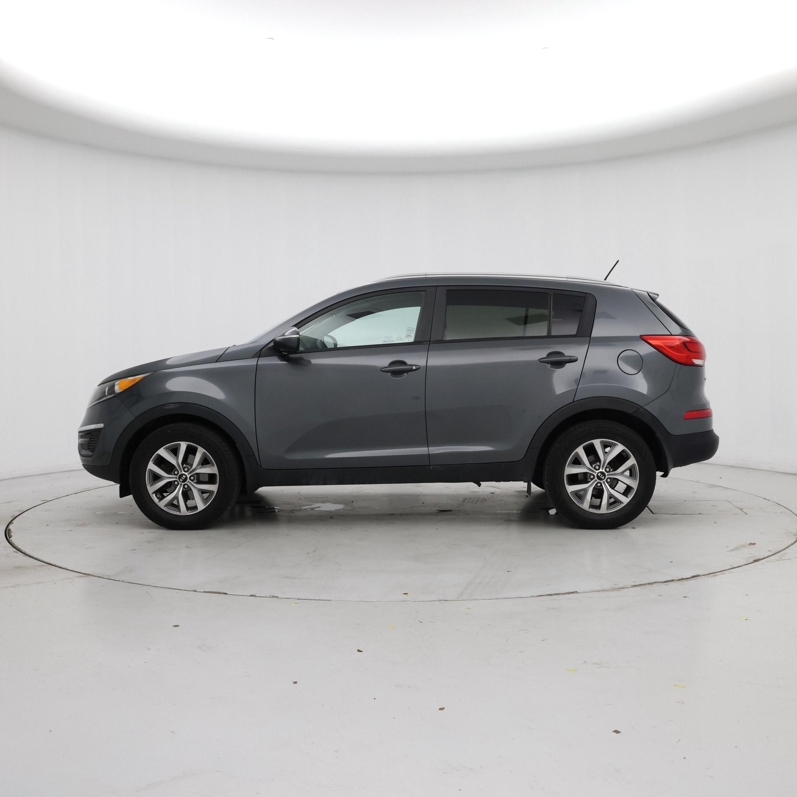 Thumbnail: 2015 Kia Sportage - 3