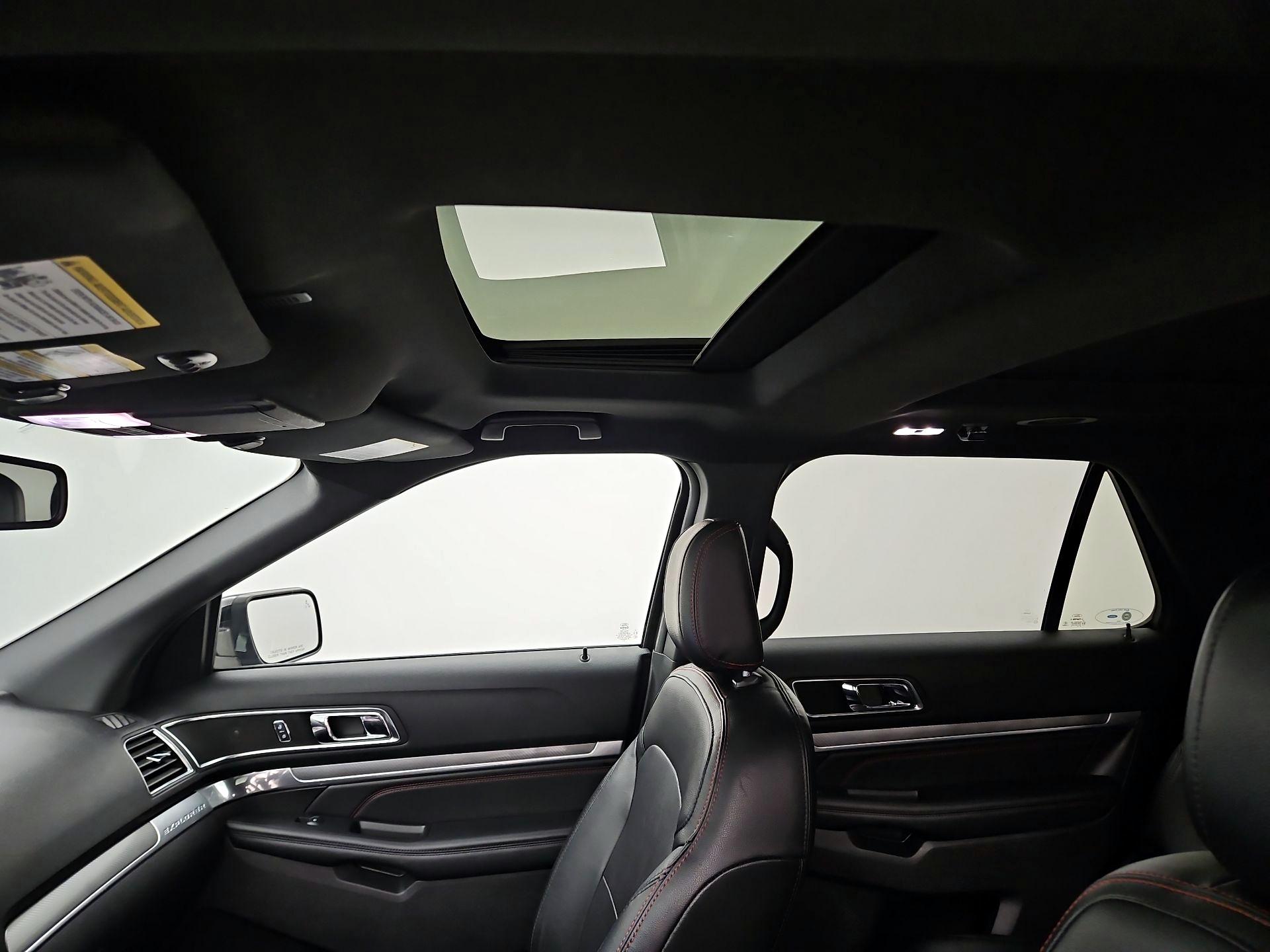 Thumbnail: 2019 Ford Explorer - 20