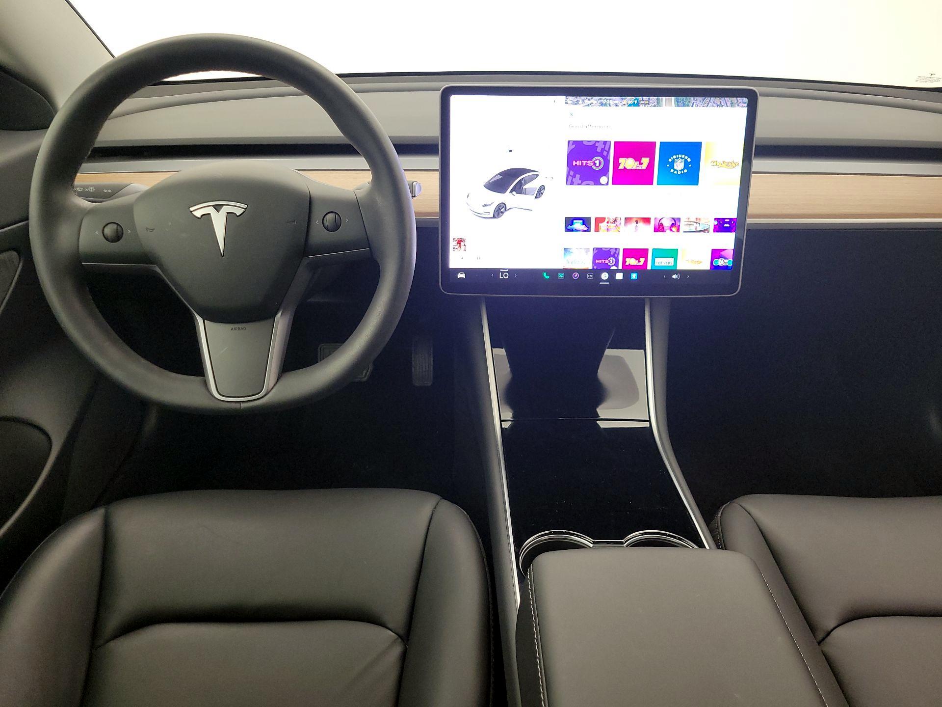 Thumbnail: 2020 Tesla Model 3 - 9