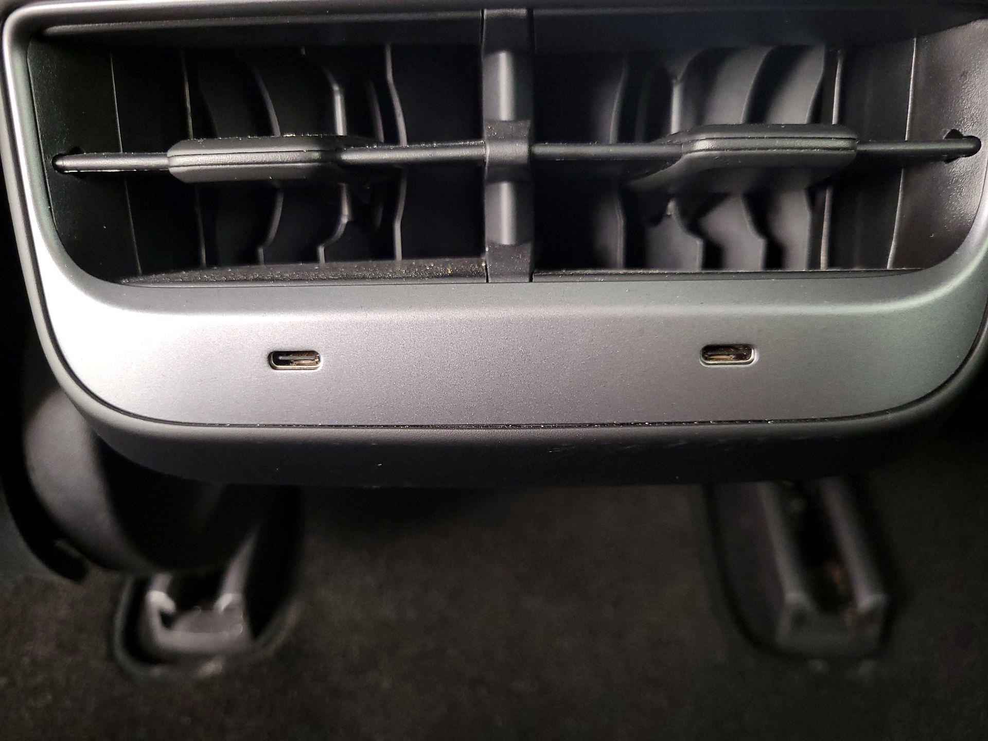 Thumbnail: 2020 Tesla Model 3 - 18