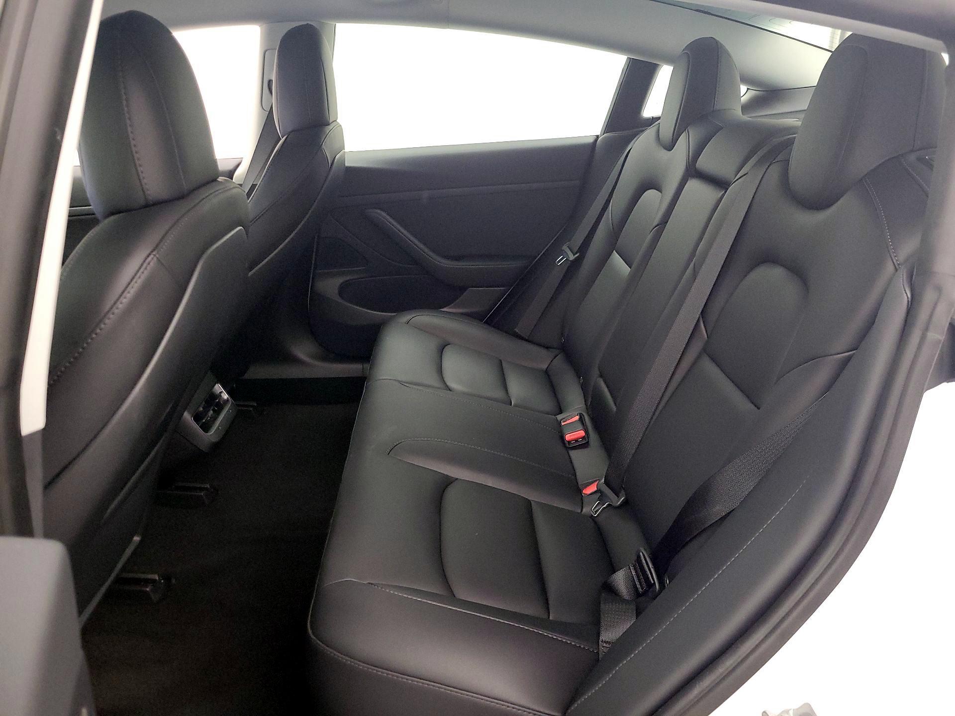 Thumbnail: 2020 Tesla Model 3 - 20
